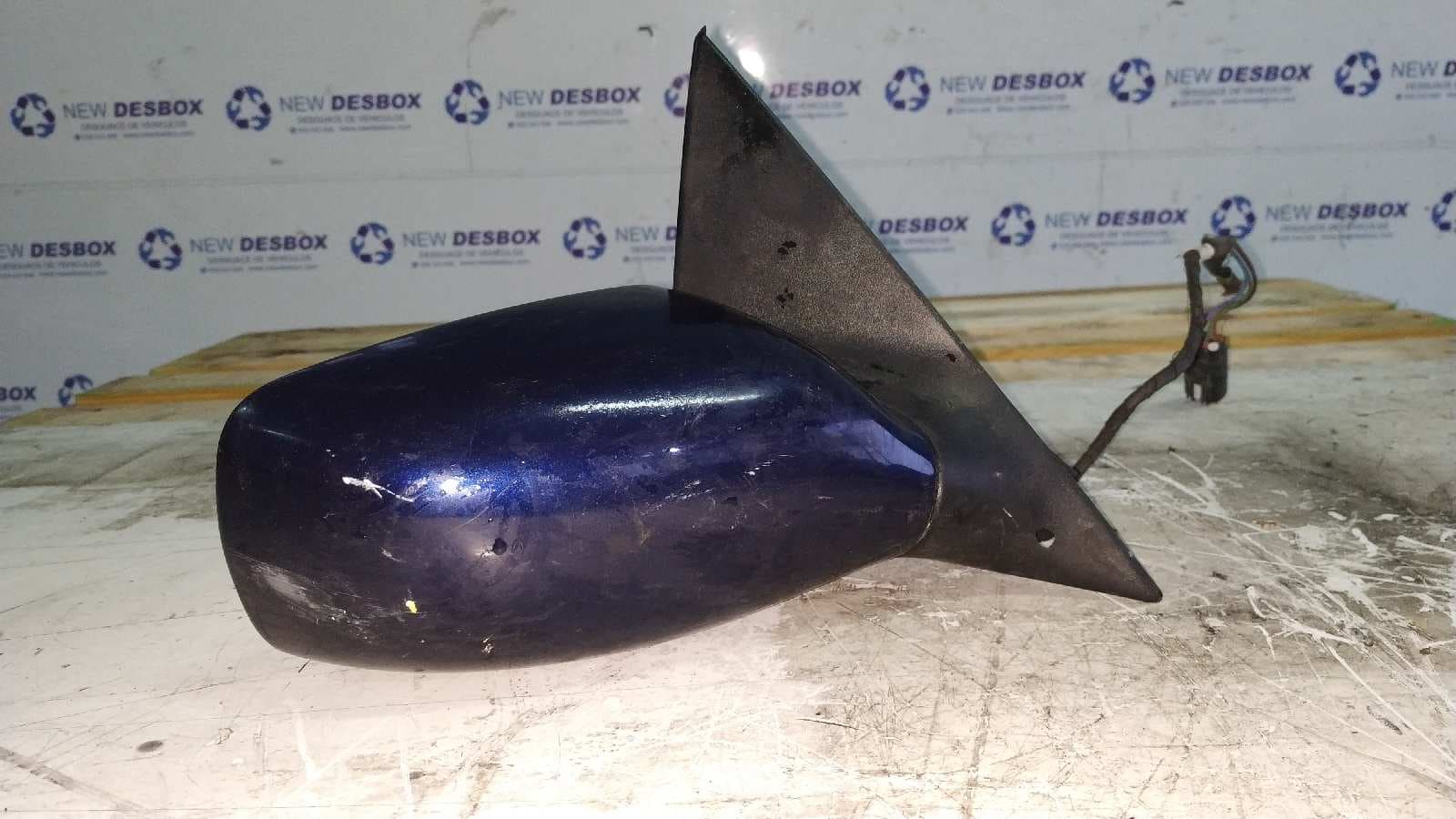 Recambio de RETROVISOR DERECHO para FORD ESCORT BERL./TURNIER 1.8 Turbodiesel CAT RVA referencia OEM IAM    - AZUL 3