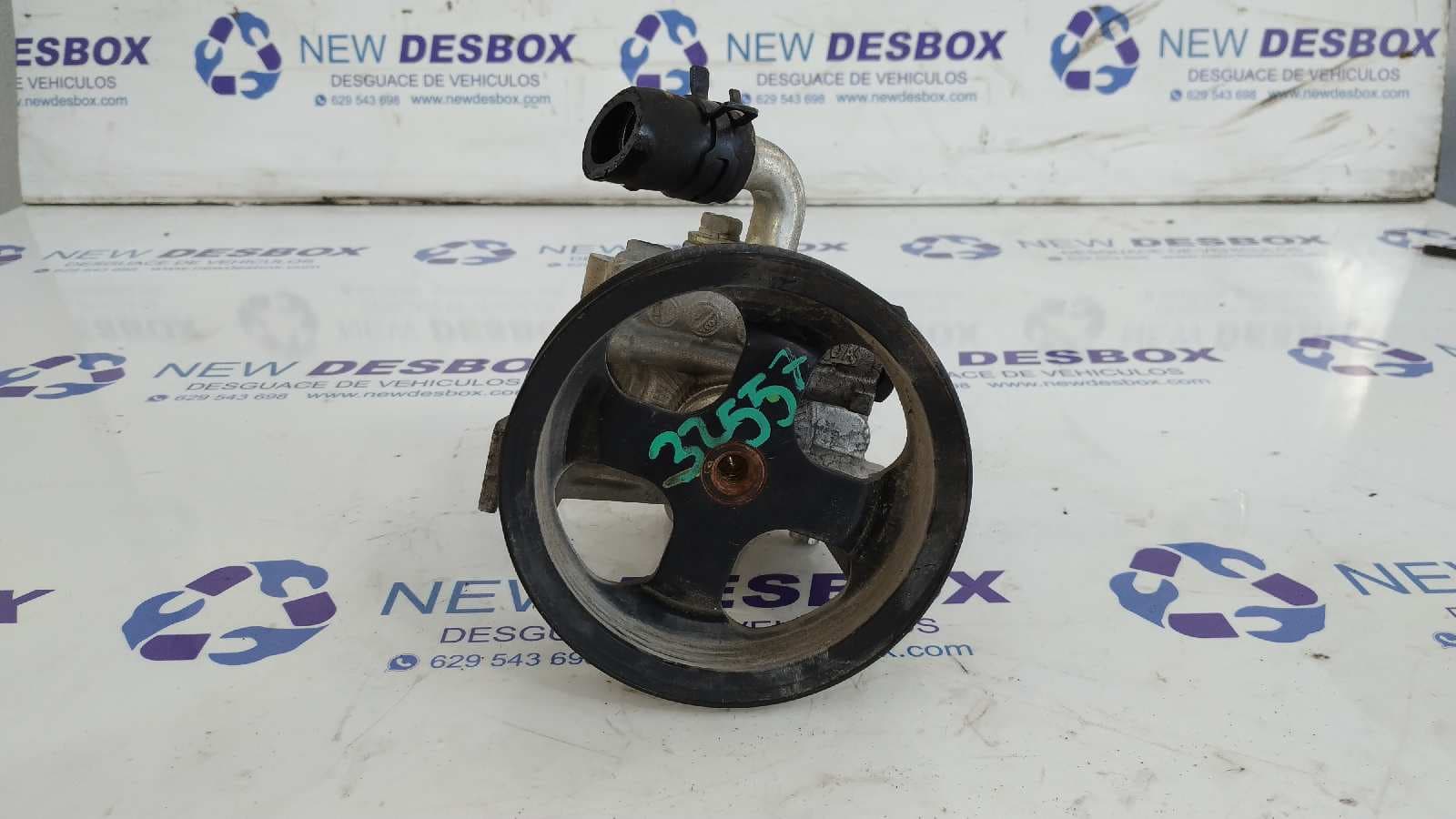 Recambio de BOMBA DIRECCION para FORD TOURNEO CONNECT (TC7) 1.8 TDCi CAT referencia OEM IAM 2T143A696AJ    - BLANCO