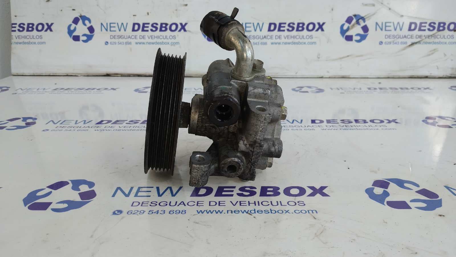 Recambio de BOMBA DIRECCION para FORD TOURNEO CONNECT (TC7) 1.8 TDCi CAT referencia OEM IAM 2T143A696AJ    - BLANCO 3