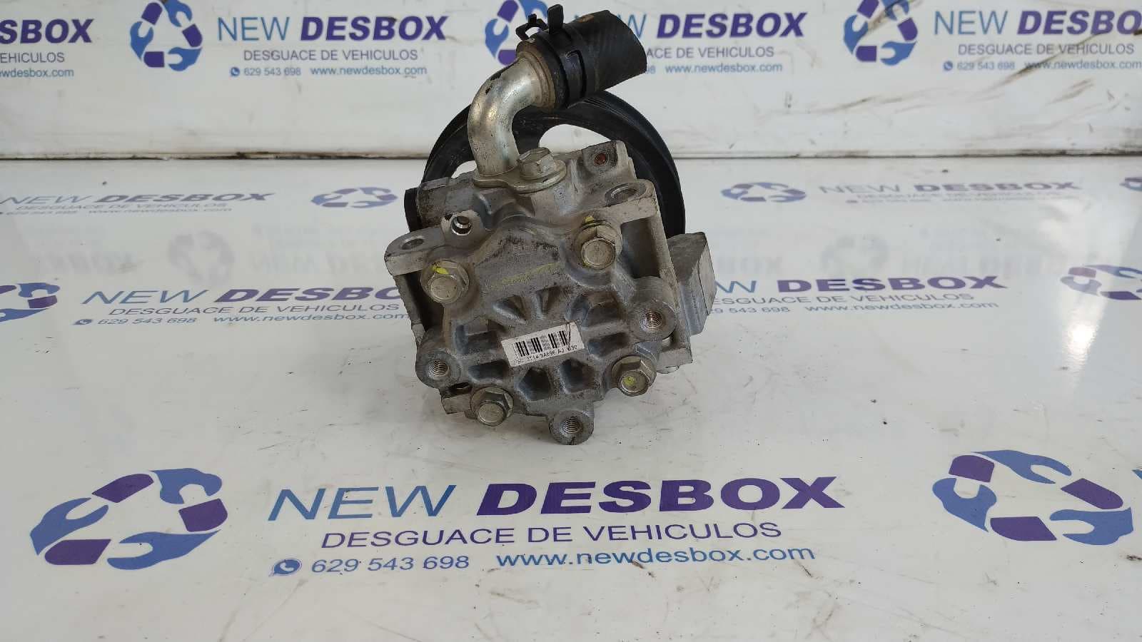 Recambio de BOMBA DIRECCION para FORD TOURNEO CONNECT (TC7) 1.8 TDCi CAT referencia OEM IAM 2T143A696AJ    - BLANCO 4
