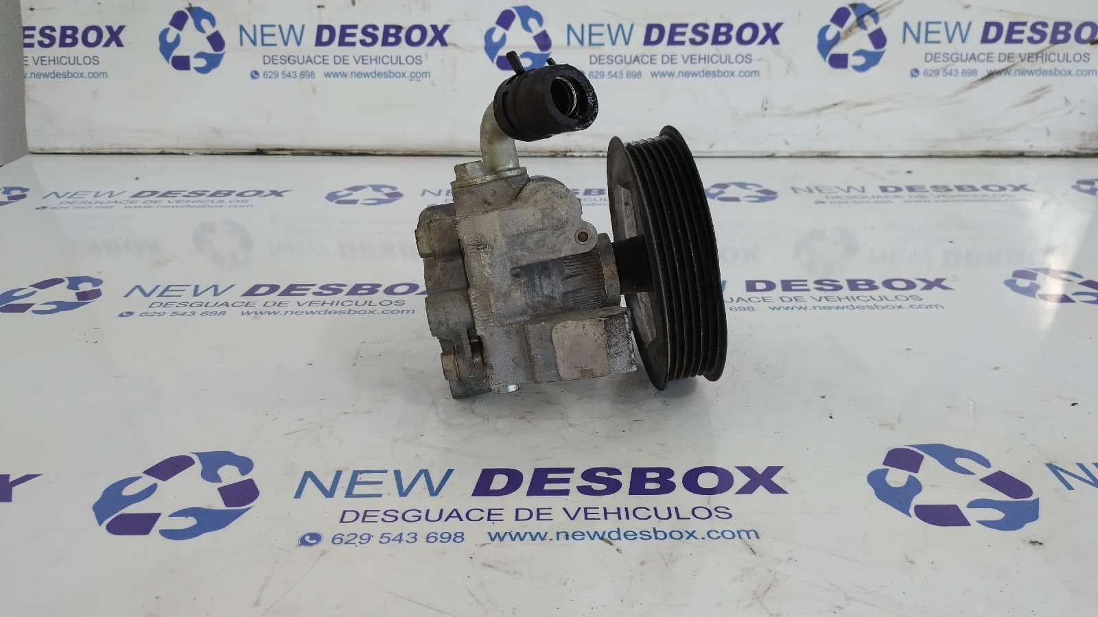 Recambio de BOMBA DIRECCION para FORD TOURNEO CONNECT (TC7) 1.8 TDCi CAT referencia OEM IAM 2T143A696AJ    - BLANCO 2