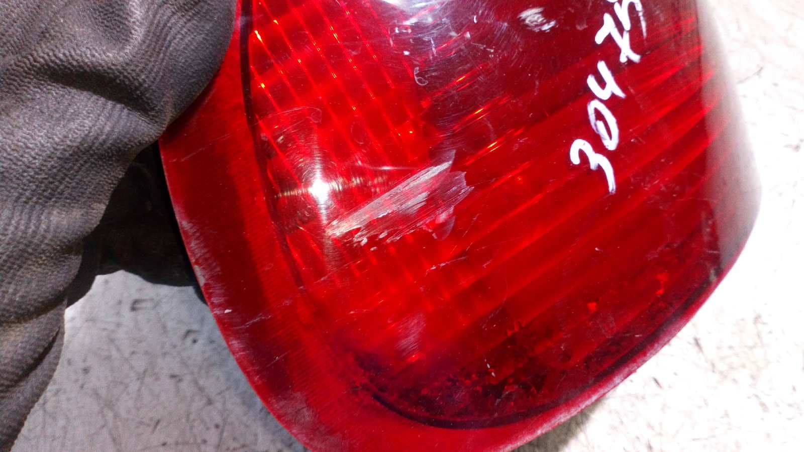 Recambio de PILOTO TRASERO IZQUIERDO para HYUNDAI H 1 TOP A1 4BH referencia OEM IAM 924014A5   - BLANCO 3