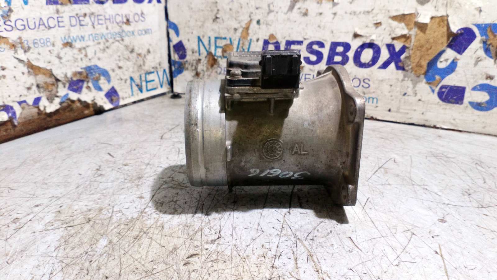Recambio de CAUDALIMETRO para VOLKSWAGEN GOLF III BERLINA (1H1) GTI AGG referencia OEM IAM 037906461B   - NEGRO 5