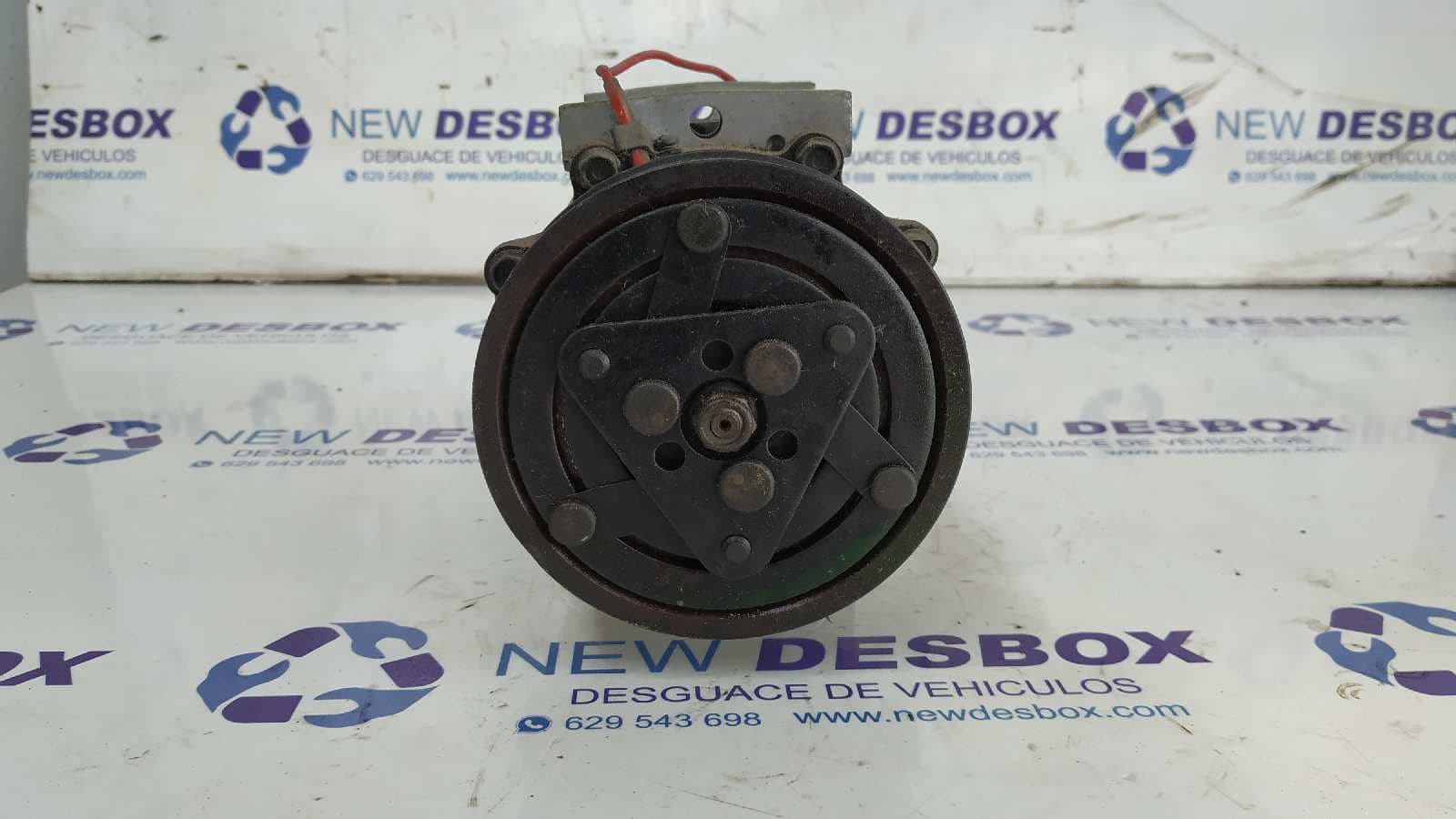 Recambio de COMPRESOR AIRE ACONDICIONADO para RENAULT 19 HATCHBACK (B/C53) 16V F7P704 referencia OEM IAM 178043   - AZUL