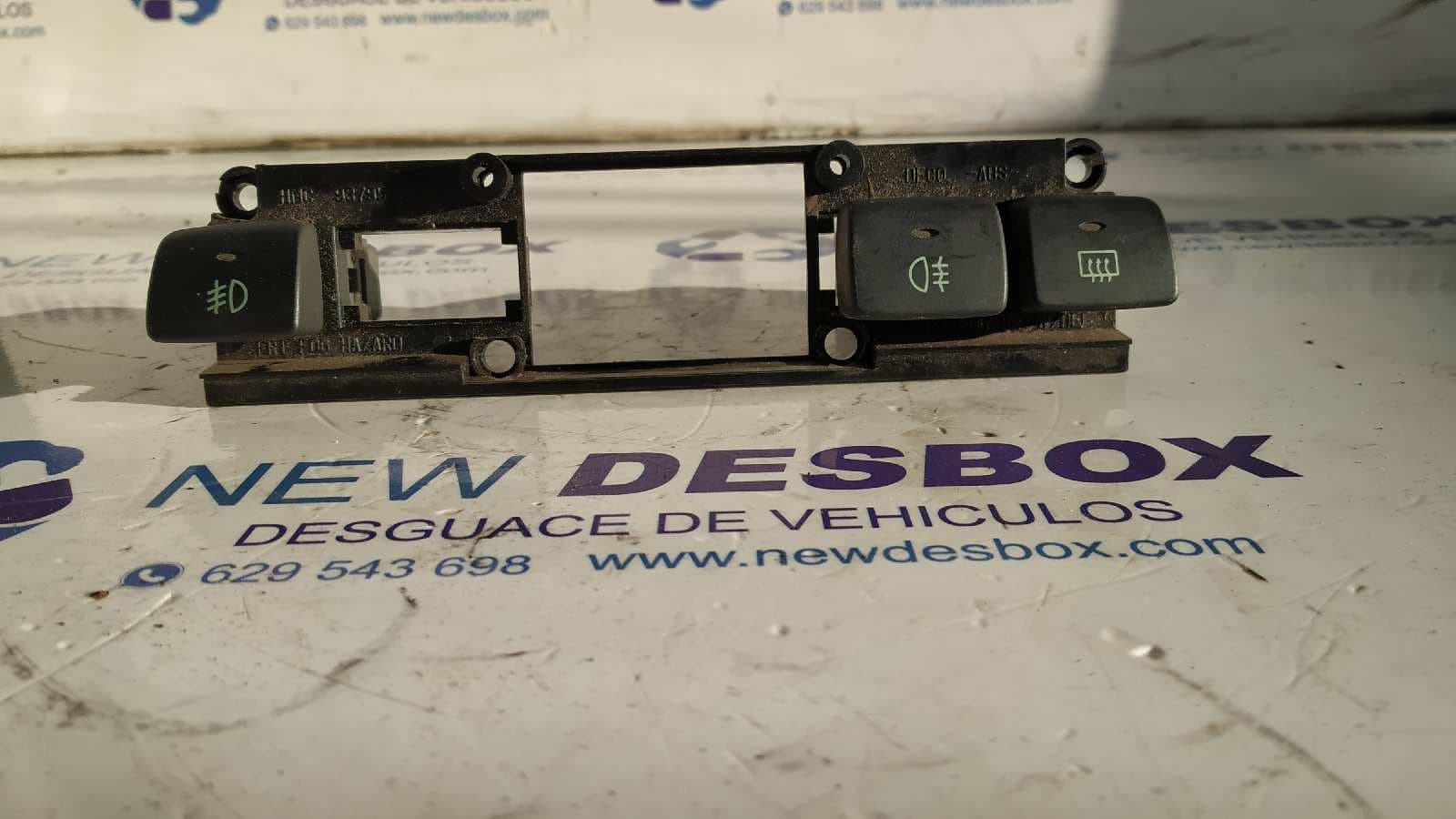 Recambio de MANDO LUCES para HYUNDAI SANTA FE (BM) 2.2 CRDi CAT            referencia OEM IAM    - NEGRO