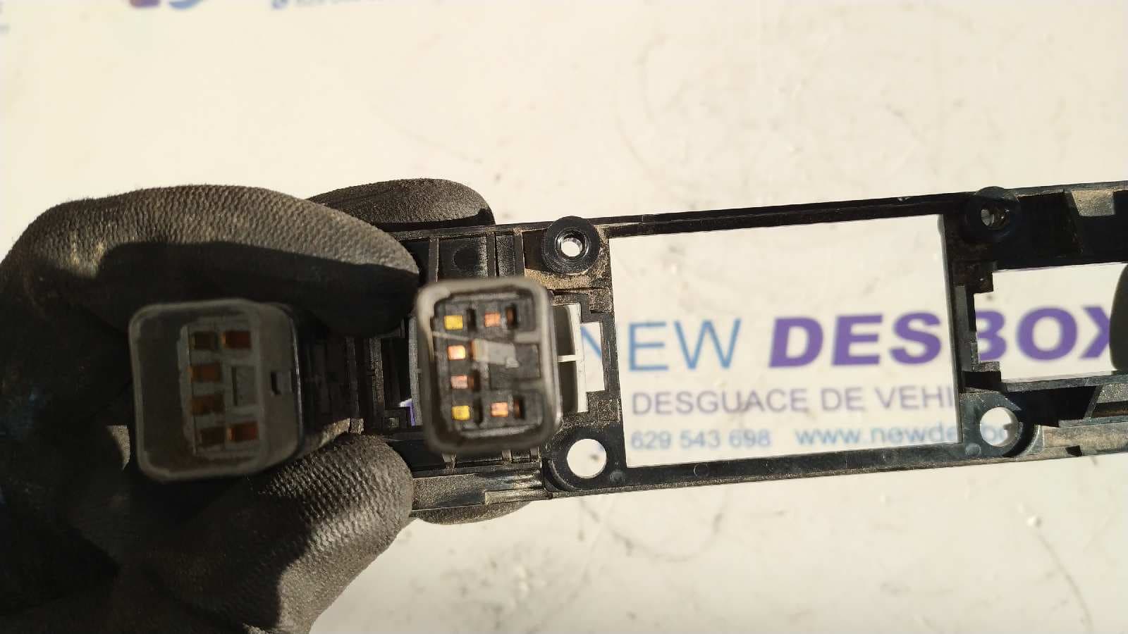 Recambio de MANDO LUCES para HYUNDAI SANTA FE (BM) 2.2 CRDi CAT            referencia OEM IAM    - NEGRO 4