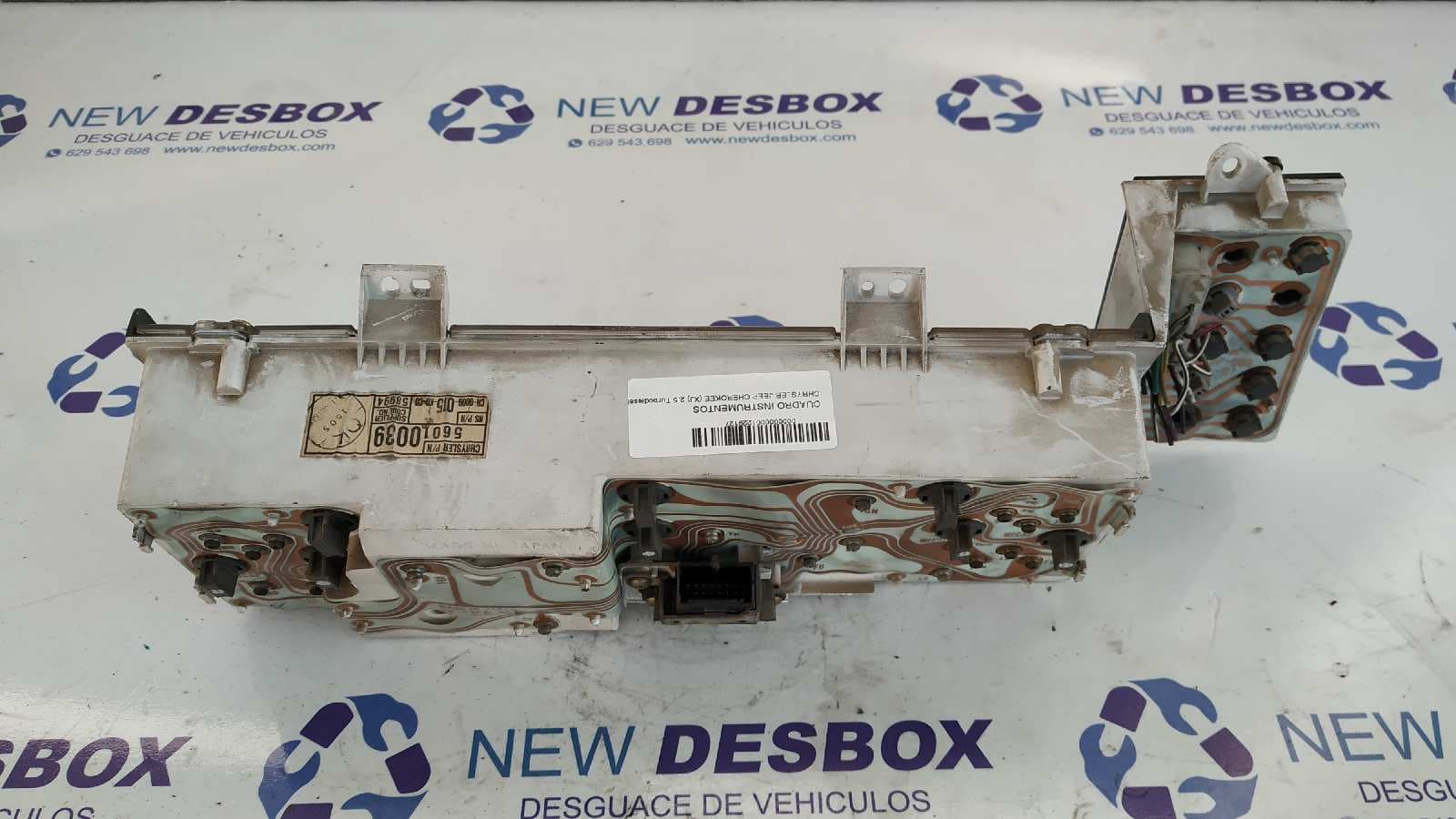 Recambio de CUADRO INSTRUMENTOS para CHRYSLER JEEP CHEROKEE (XJ) ENC referencia OEM IAM 56010039 5