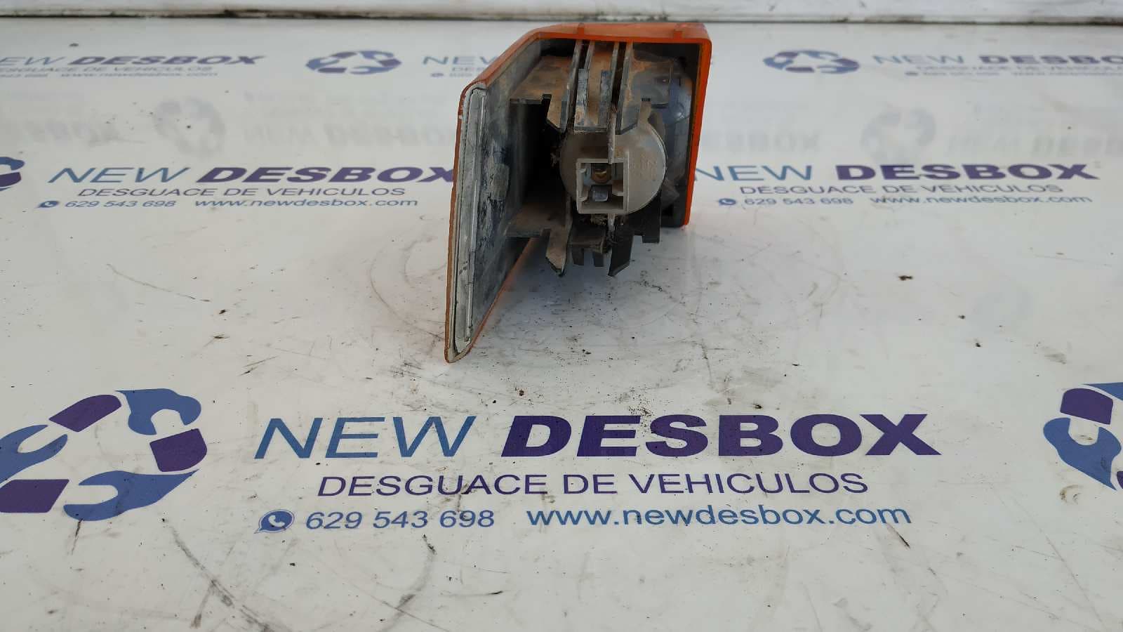 Recambio de PILOTO DELANTERO IZQUIERDO para CITROEN BX BERLINA referencia OEM IAM SEIMA 10690 3
