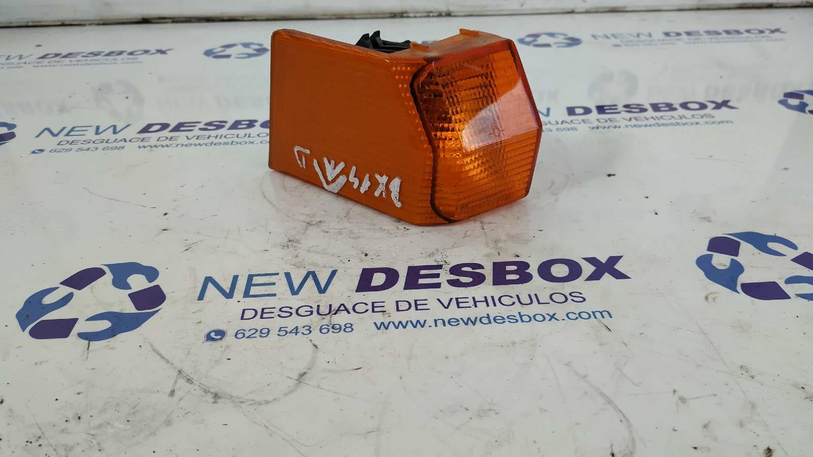 Recambio de PILOTO DELANTERO DERECHO para CITROEN BX BERLINA referencia OEM IAM SEIMA 10690