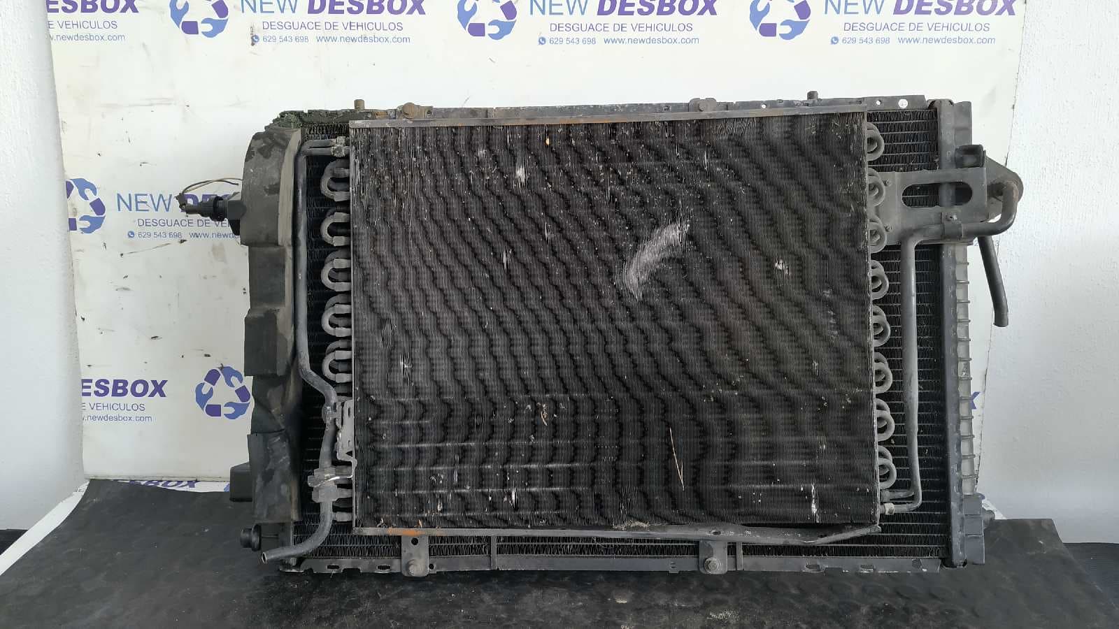 Recambio de CONDENSADOR / RADIADOR  AIRE ACONDICIONADO para RENAULT 19 HATCHBACK (B/C53) 16V F7P704 referencia OEM IAM    - AZUL