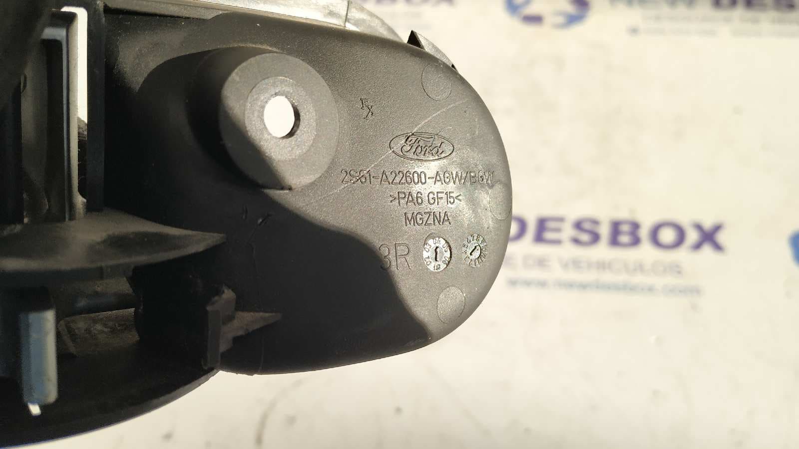 Recambio de MANETA INTERIOR TRASERA DERECHA para FORD FUSION (CBK) Trend F6JA referencia OEM IAM 2S61A22600AG   - AZUL 3