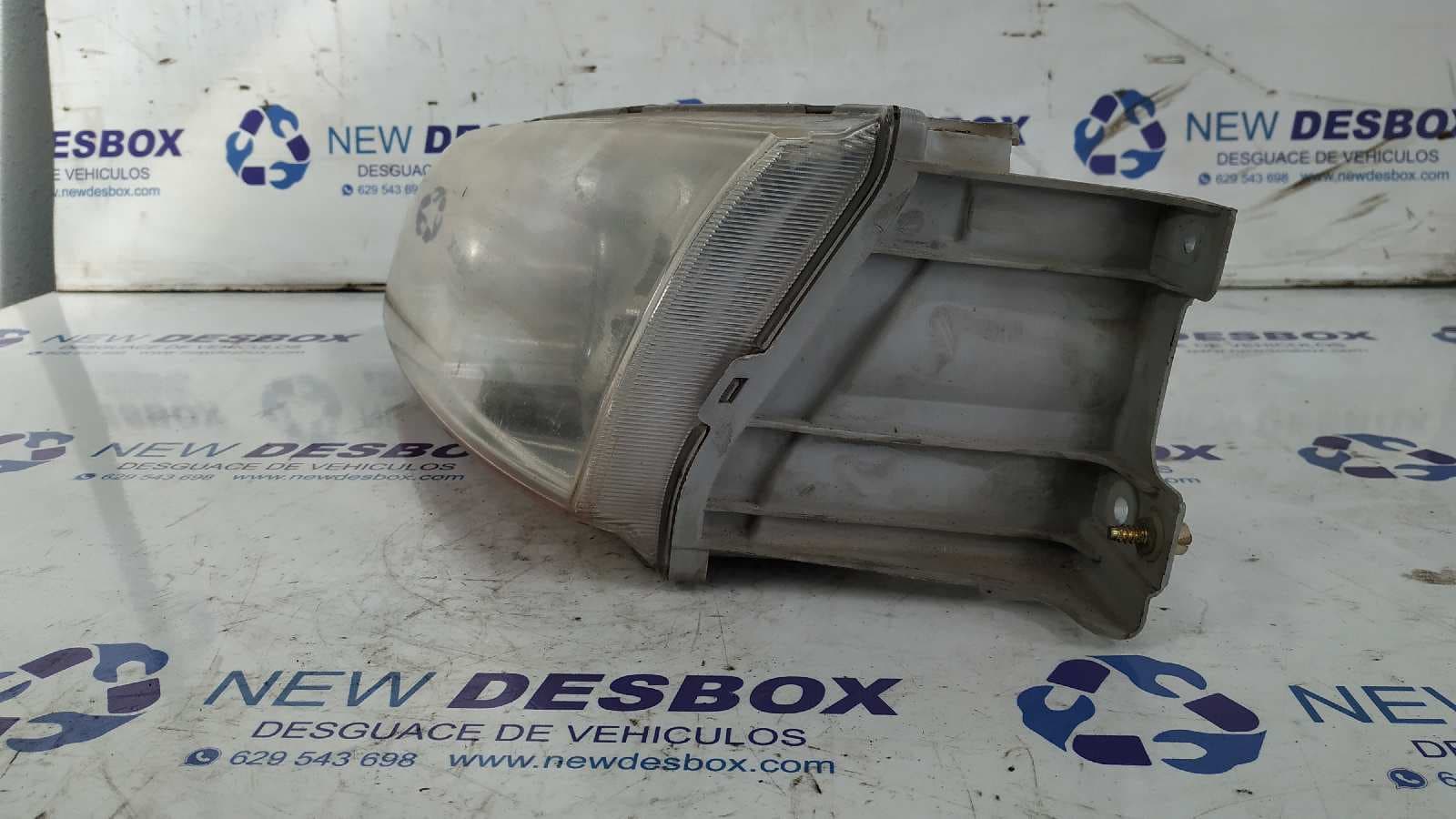 Recambio de FARO IZQUIERDO para HYUNDAI H 1 4BH referencia OEM IAM 921014A5XX   - BLANCO 3