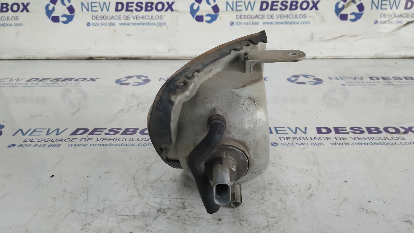 Recambio de PILOTO DELANTERO IZQUIERDO para HYUNDAI H 1 2.5 Turbodiesel CAT 4BH referencia OEM IAM 923014A5   - BLANCO 2