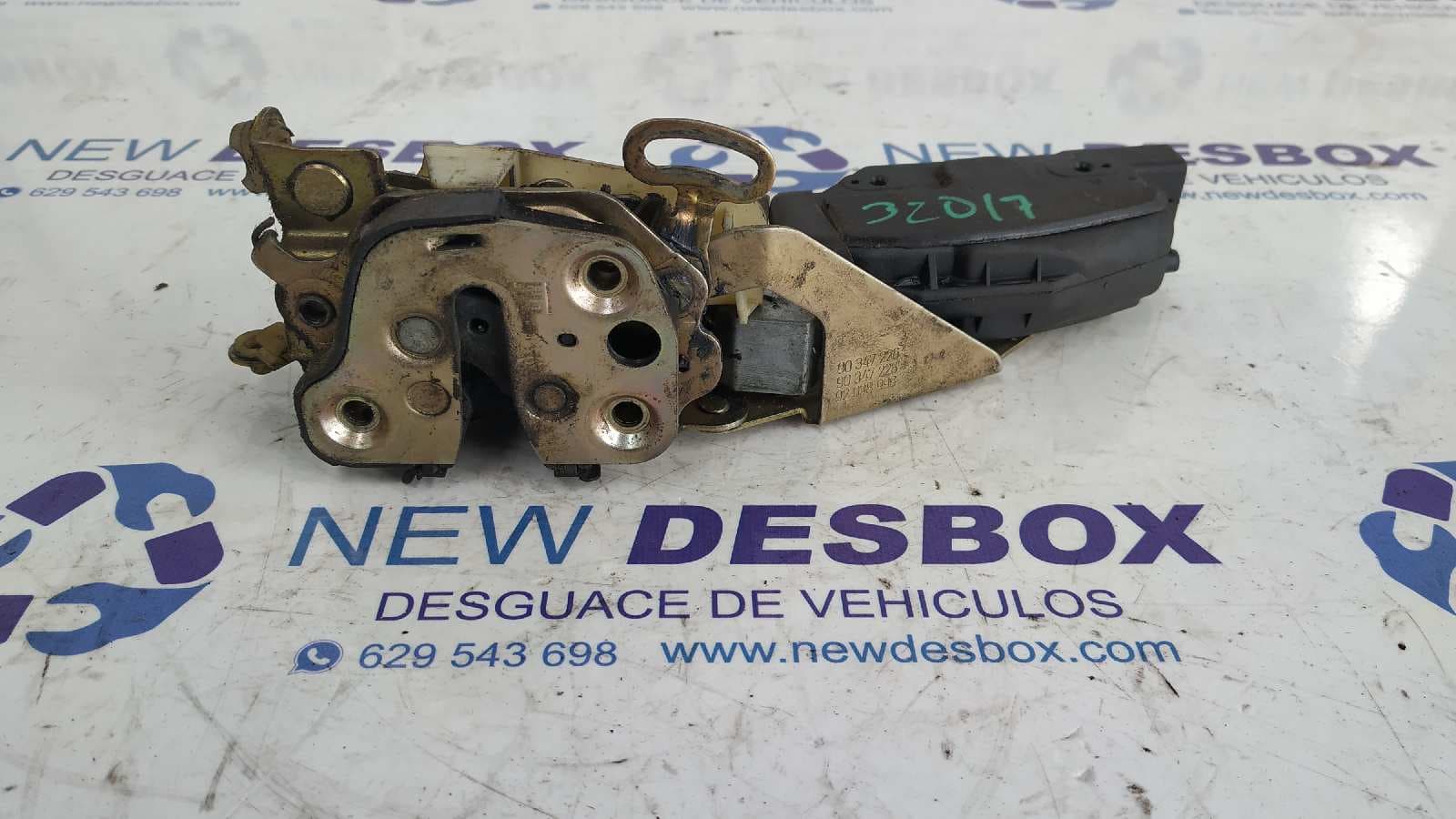 Recambio de CERRADURA PUERTA DELANTERA DERECHA para OPEL CALIBRA 2.0 C20NE referencia OEM IAM 90277866   - GRIS 4