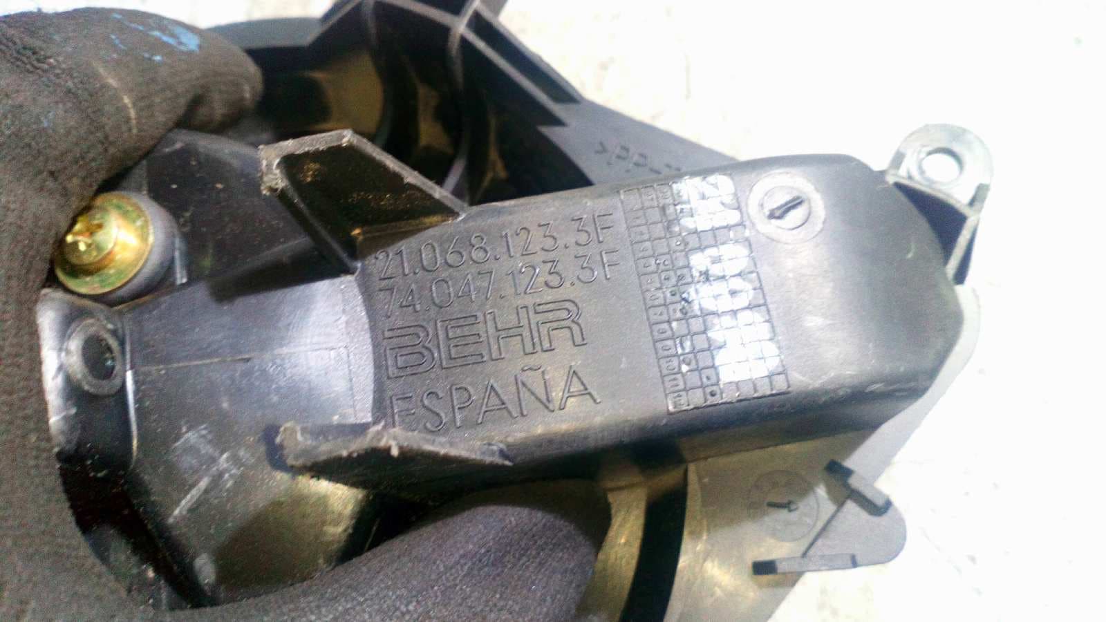 Recambio de MOTOR CALEFACCION para CITROEN XSARA BERLINA NFZTU5JP referencia OEM IAM 210681233F   - GRIS 4