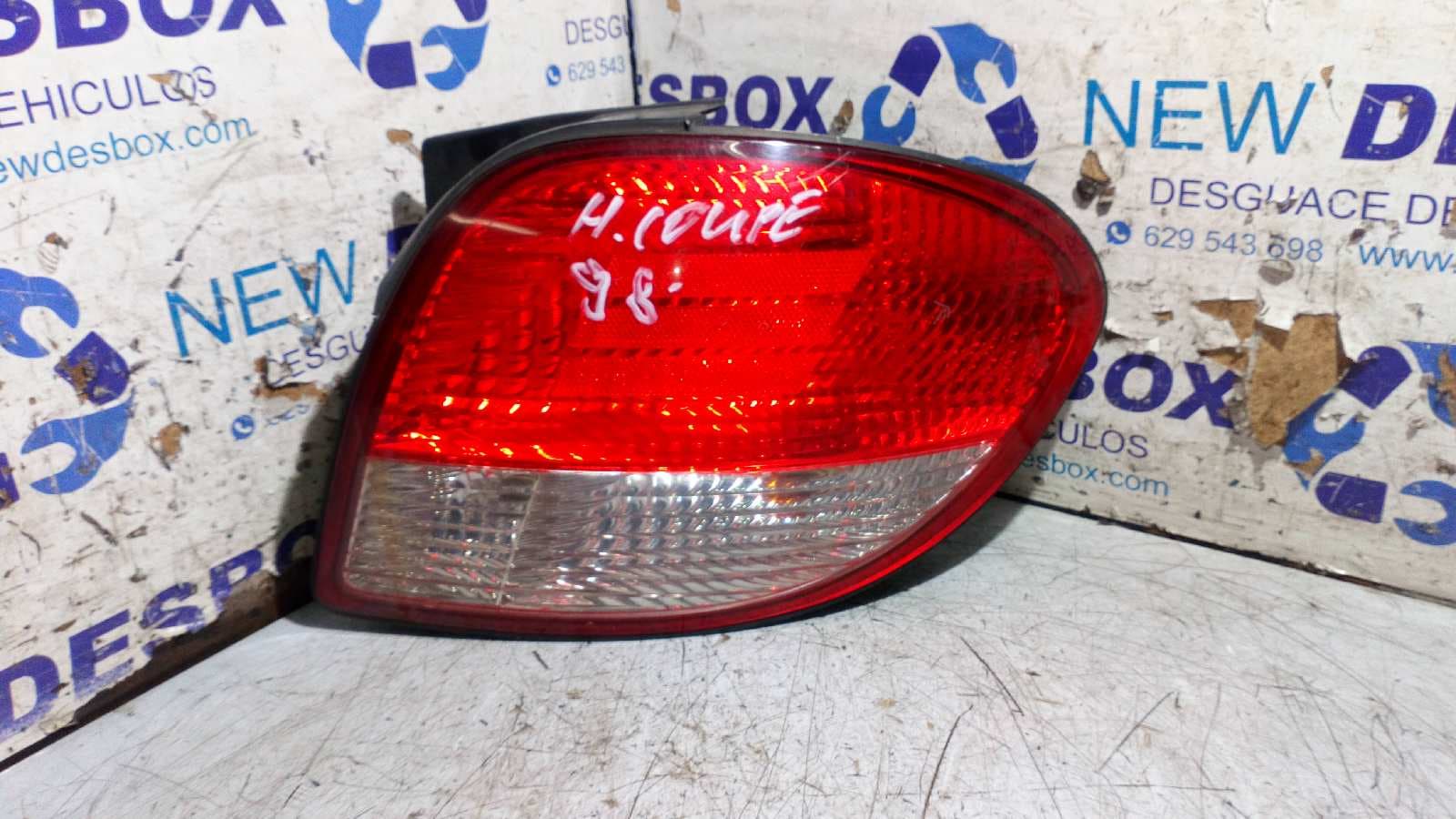 Recambio de PILOTO TRASERO DERECHO para HYUNDAI COUPE (RD) referencia OEM IAM 92402275
