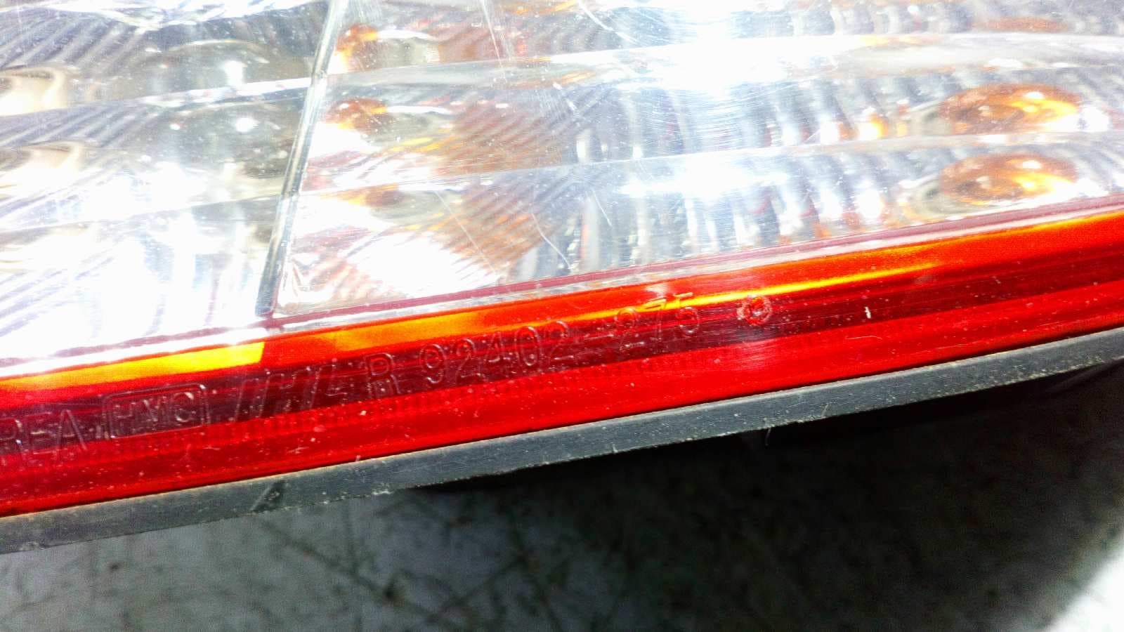 Recambio de PILOTO TRASERO DERECHO para HYUNDAI COUPE (RD) referencia OEM IAM 92402275 3