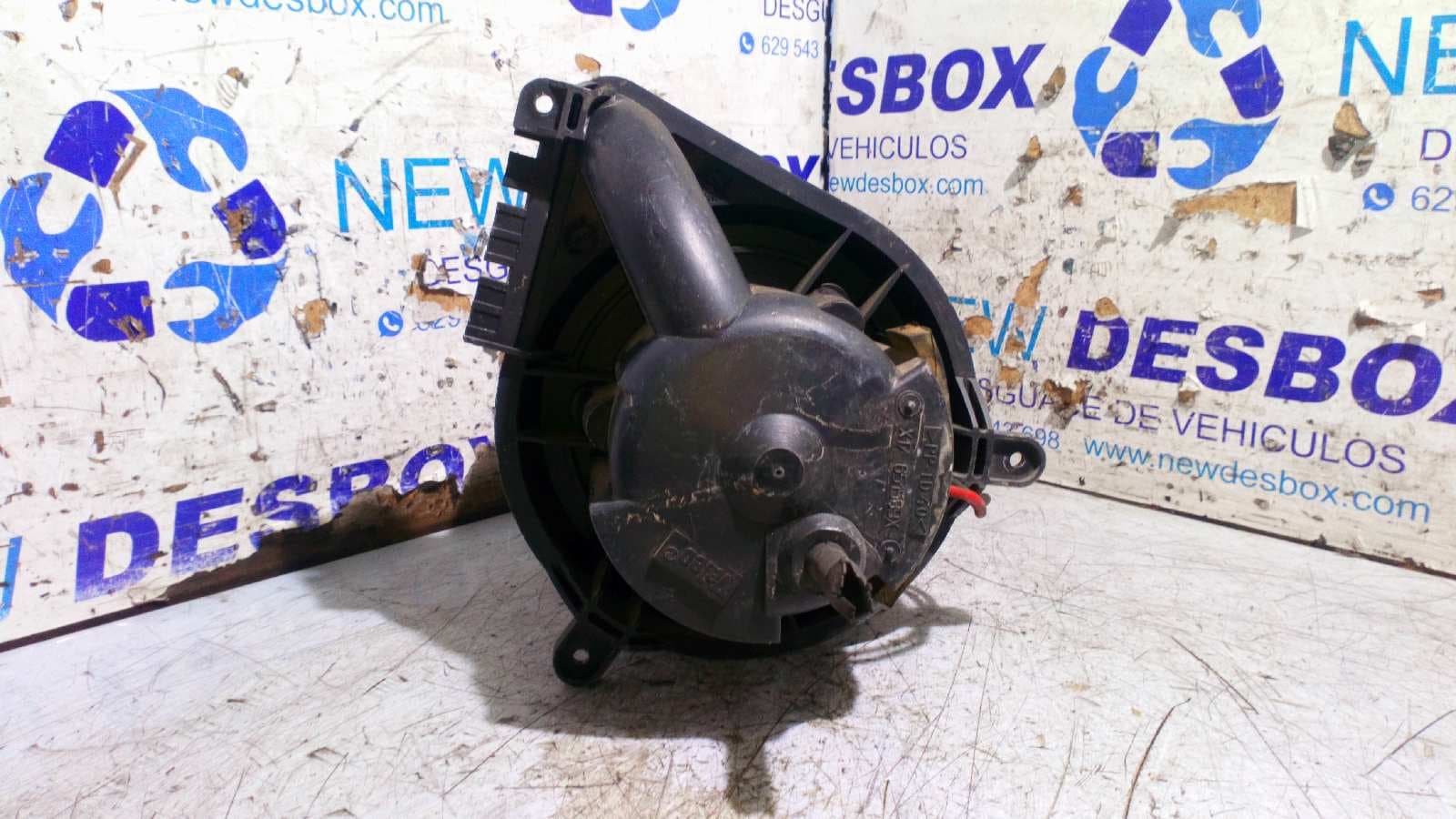 Recambio de MOTOR CALEFACCION para VOLKSWAGEN LT CAJA CERRADA / COMBI (MOD. 1997) LT  28  Caja cerrada / Techo elevado ANJ referencia OEM IAM 651675F   - BLANCO 3