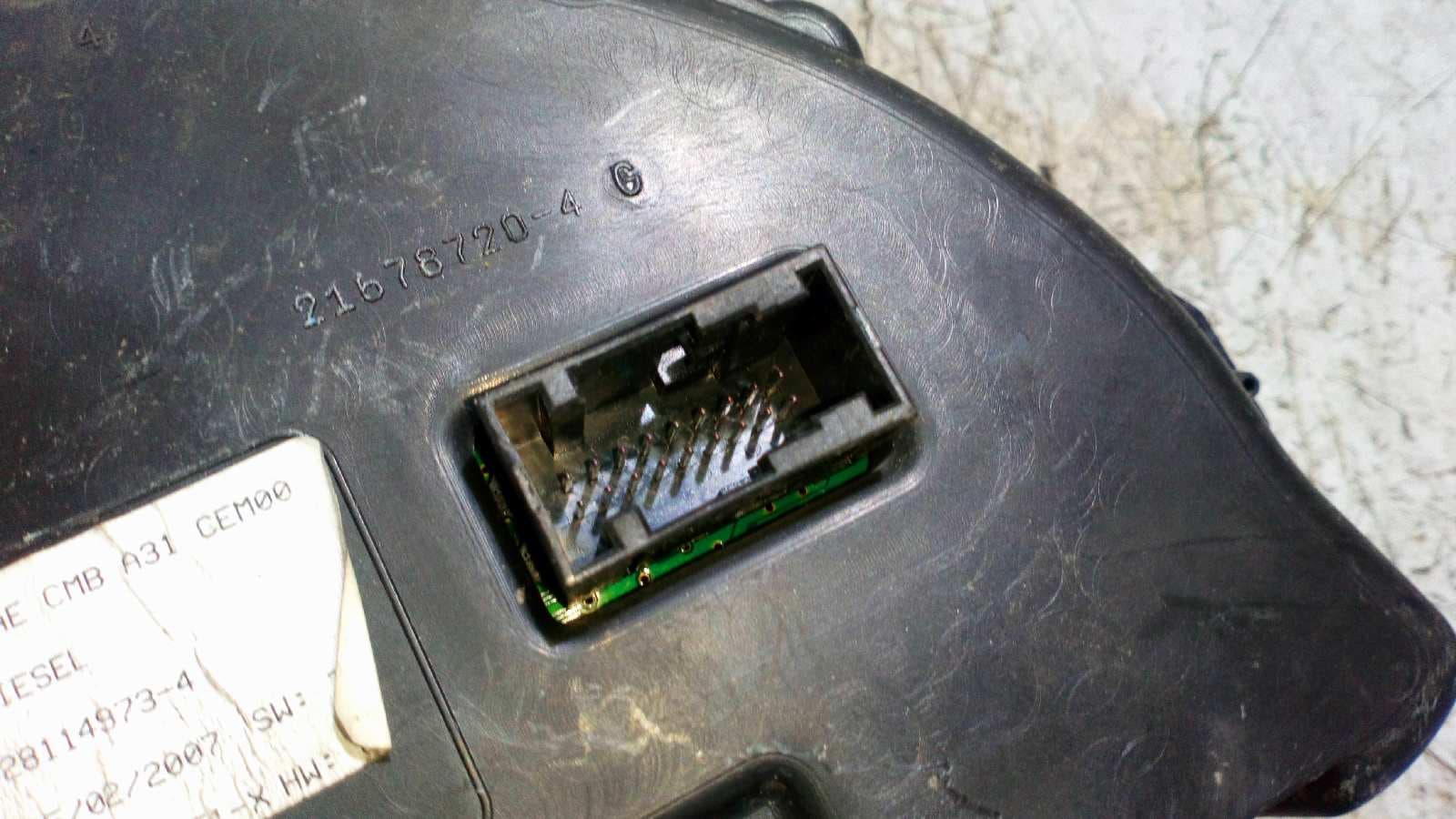 Recambio de CUADRO INSTRUMENTOS para CITROEN C2 1.4 referencia OEM IAM 216787204   - AMARILLO 4