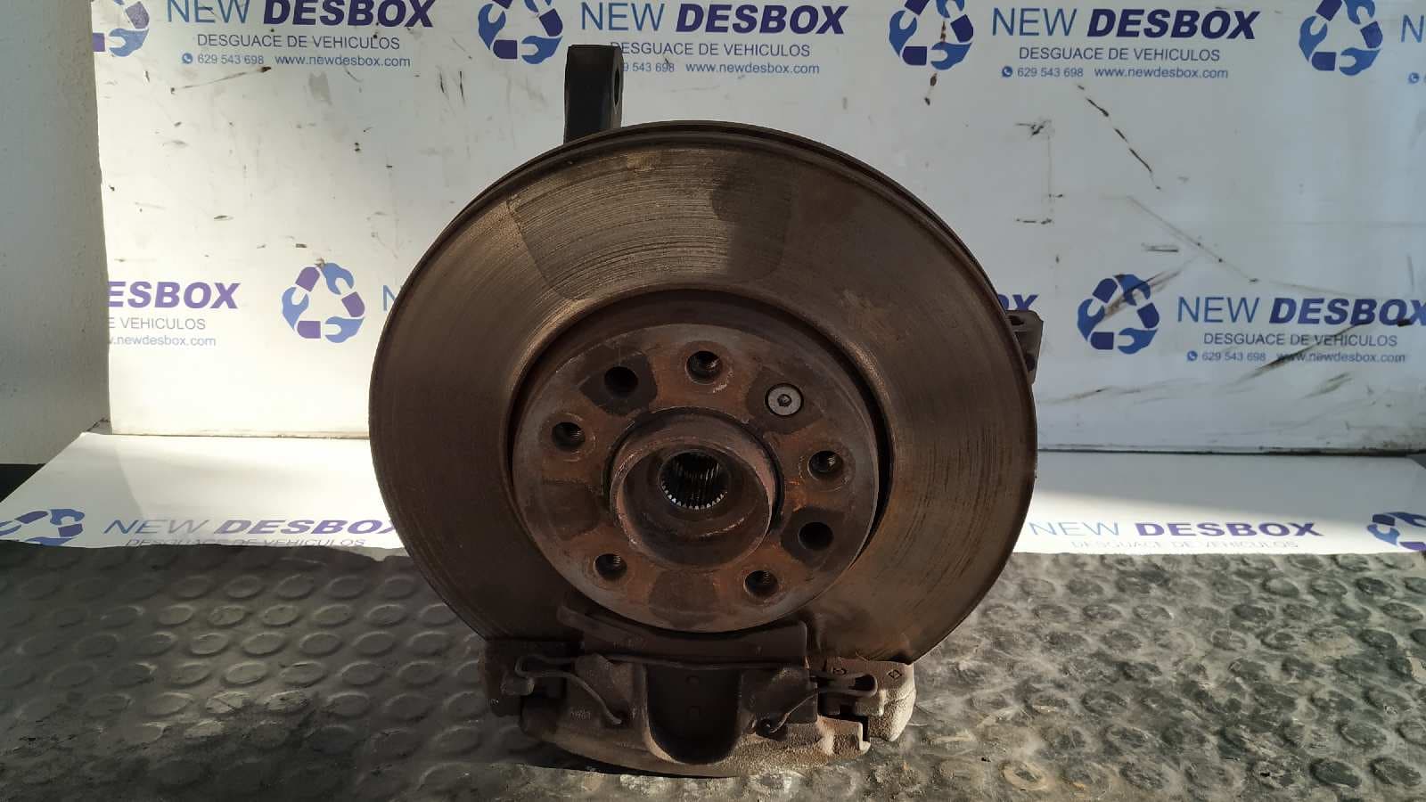 Recambio de MANGUETA DELANTERA DERECHA para OPEL ZAFIRA B 1.6 16V Z16XEP referencia OEM IAM    - GRIS 2
