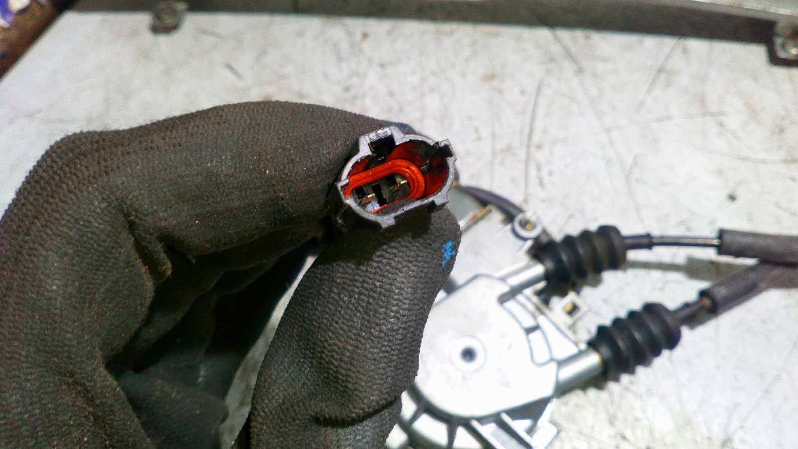 Recambio de ELEVALUNAS DELANTERO DERECHO para KIA RIO Ipanema Berlina A3D referencia OEM IAM    - BLANCO 2