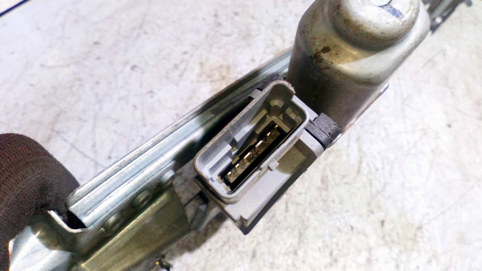 Recambio de ELEVALUNAS TRASERO IZQUIERDO para PEUGEOT 307 (S1) 9HYDV6TED4 referencia OEM IAM 400585T   - GRIS 3