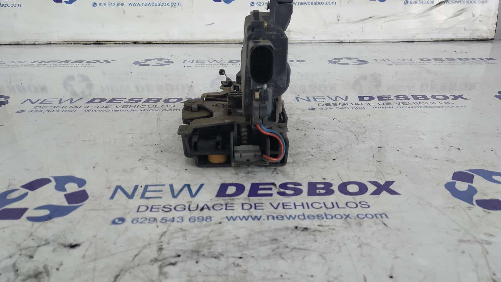 Recambio de CERRADURA PUERTA DELANTERA DERECHA para SEAT LEON (1M1) AZD referencia OEM IAM 3B1837016C   - GRIS 4