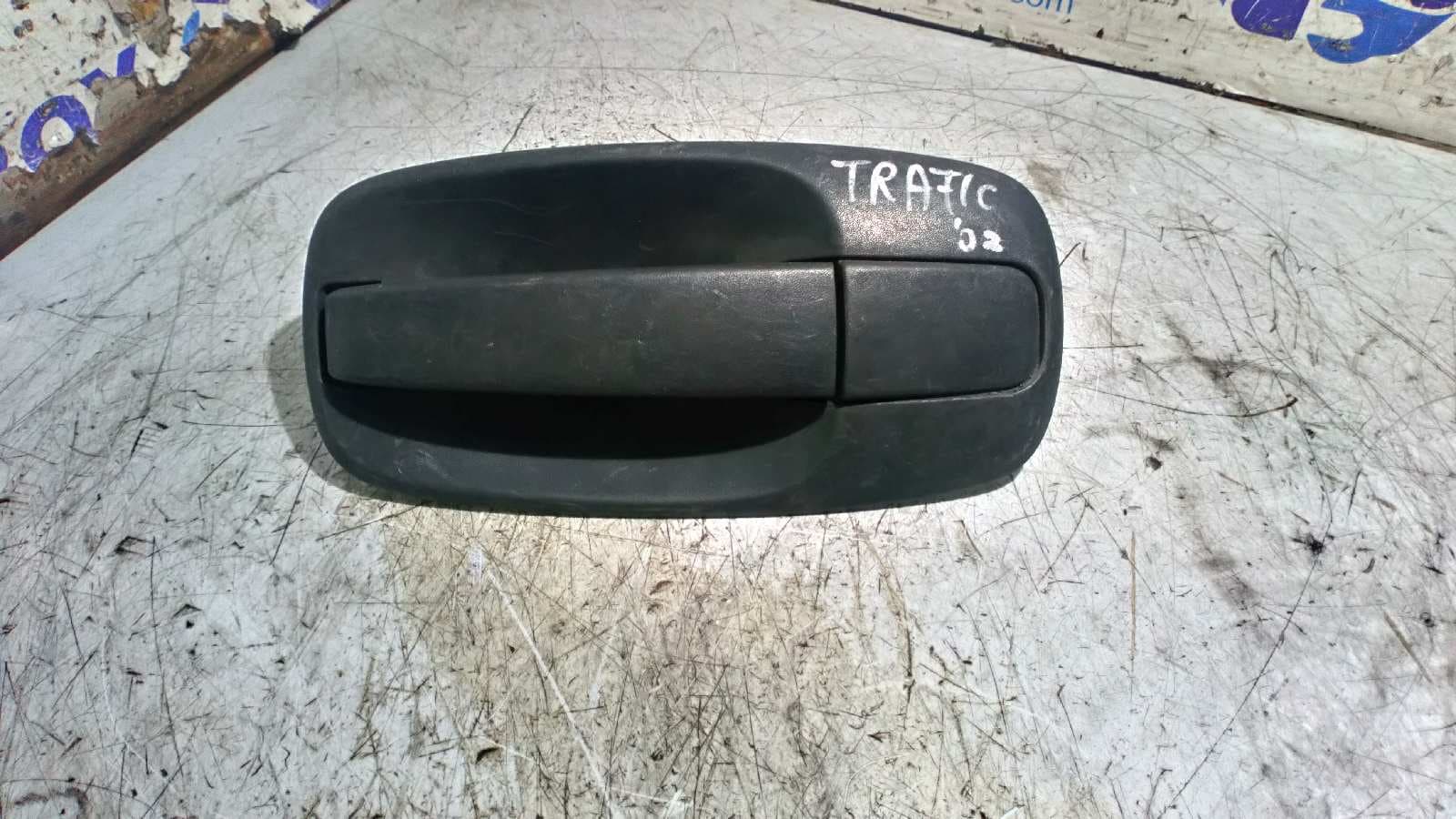 Recambio de MANETA DELANTERA DERECHA para RENAULT TRAFIC COMBI (AB 4.01) referencia OEM IAM 8200170625
