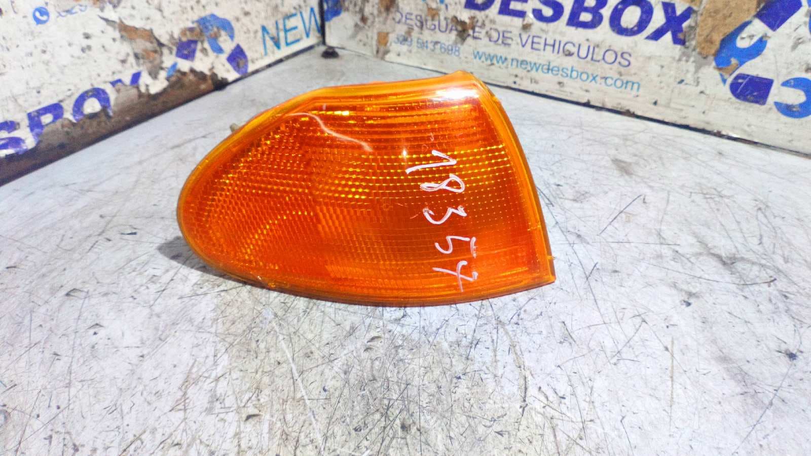 Recambio de PILOTO DELANTERO DERECHO para OPEL ASTRA F BERLINA Básico C16SE referencia OEM IAM - ROJO