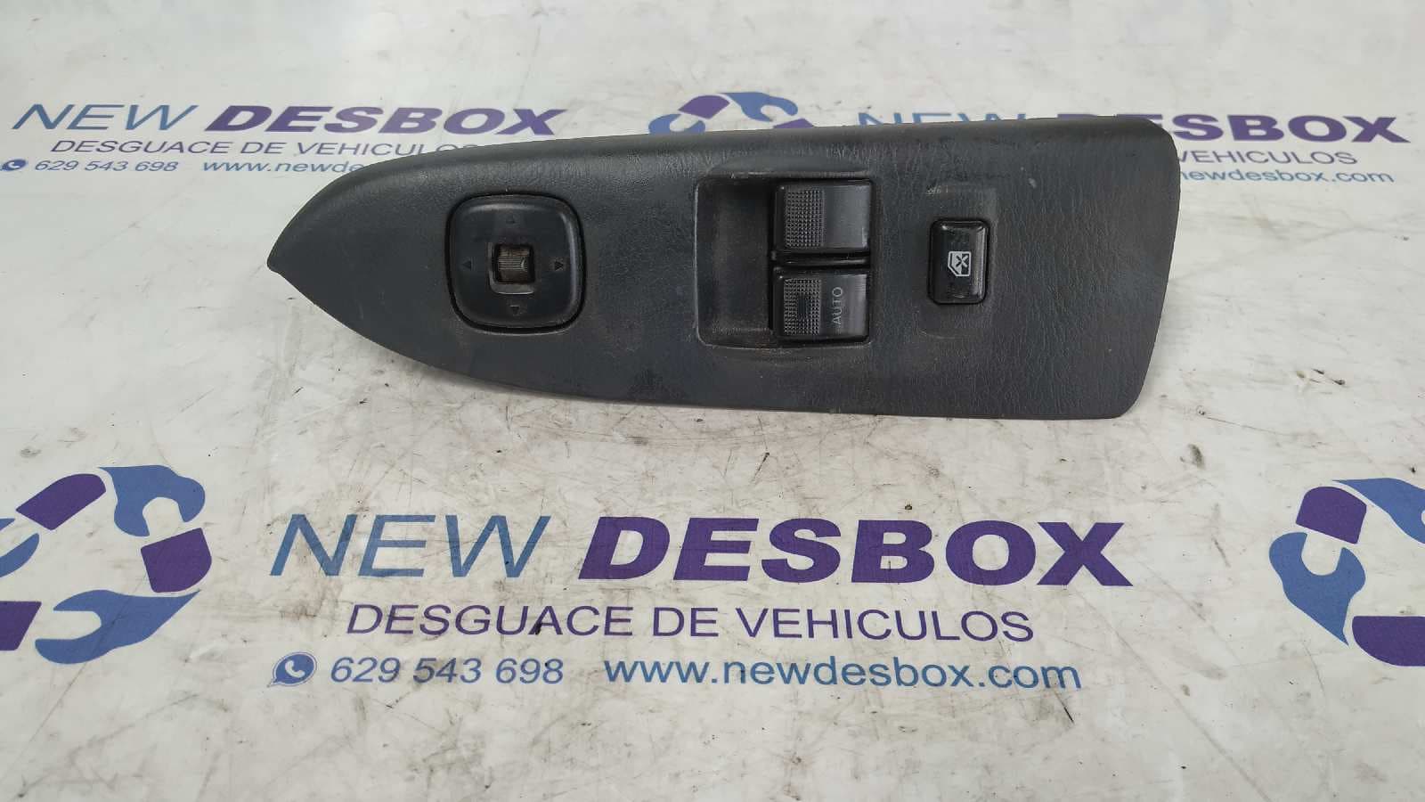 Recambio de MANDO ELEVALUNAS DELANTERO IZQUIERDO para MAZDA 626 BERLINA (GF) 1.9 16V CAT FP43 referencia OEM IAM 1773F83 - AZUL