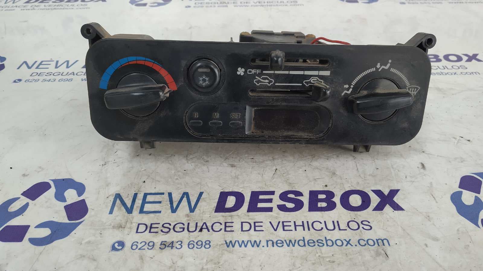 Recambio de MANDO CALEFACCION / AIRE ACONDICIONADO para MITSUBISHI L 200 (K34T) 2.5 Turbodiesel 4D56 referencia OEM IAM MR148053 - ROJO