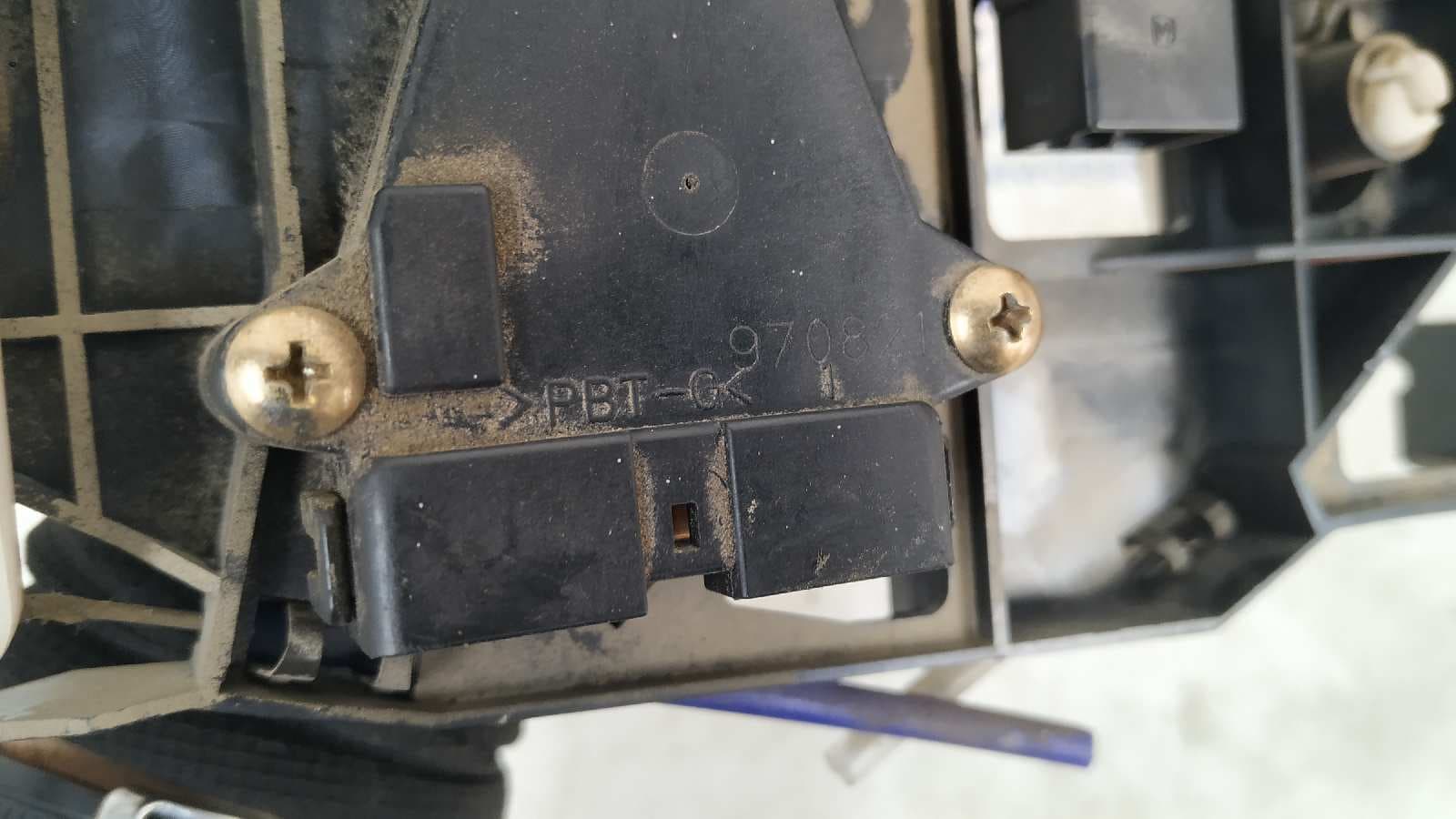Recambio de MANDO CALEFACCION / AIRE ACONDICIONADO para MITSUBISHI L 200 (K34T) 2.5 Turbodiesel 4D56 referencia OEM IAM MR148053   - ROJO 8