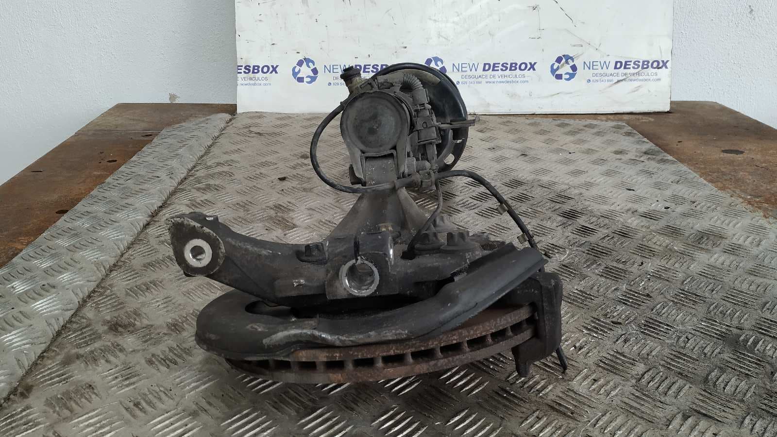 Recambio de MANGUETA DELANTERA IZQUIERDA para SAAB 9-3 BERLINA D223L referencia OEM IAM    - GRIS 2