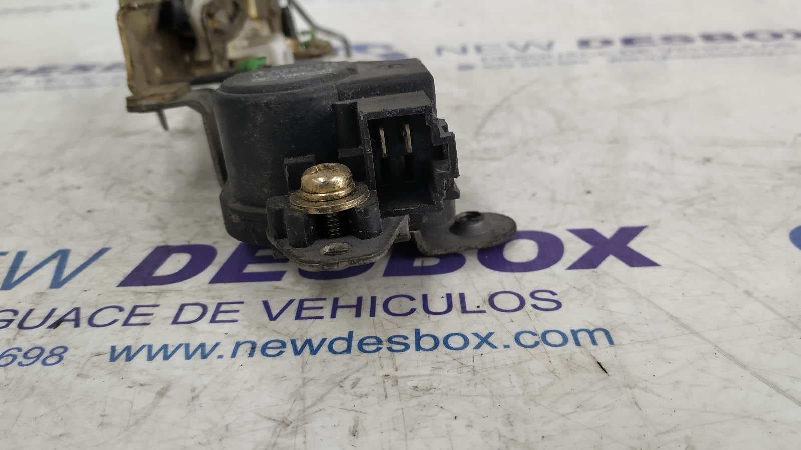 Recambio de CERRADURA PUERTA DELANTERA DERECHA para MITSUBISHI SPACE WAGON (N30/N40) 2.0 Turbodiesel referencia OEM IAM MB655572   - GRANATE 2