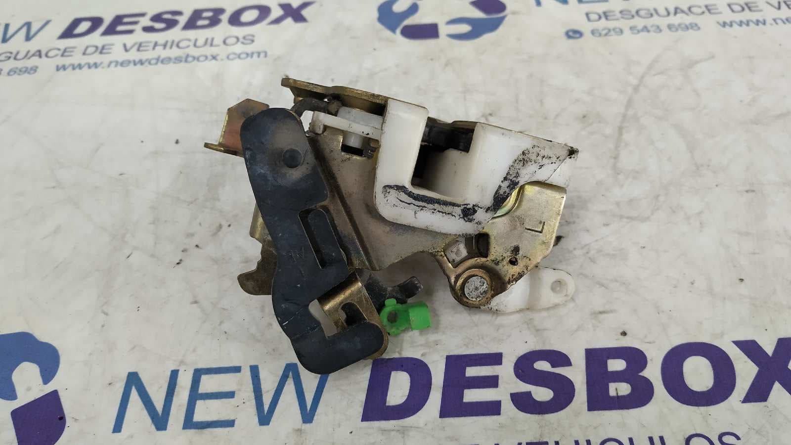 Recambio de CERRADURA PUERTA TRASERA IZQUIERDA para MITSUBISHI SPACE WAGON (N30/N40) 2.0 Turbodiesel referencia OEM IAM MB546739   - GRANATE 6