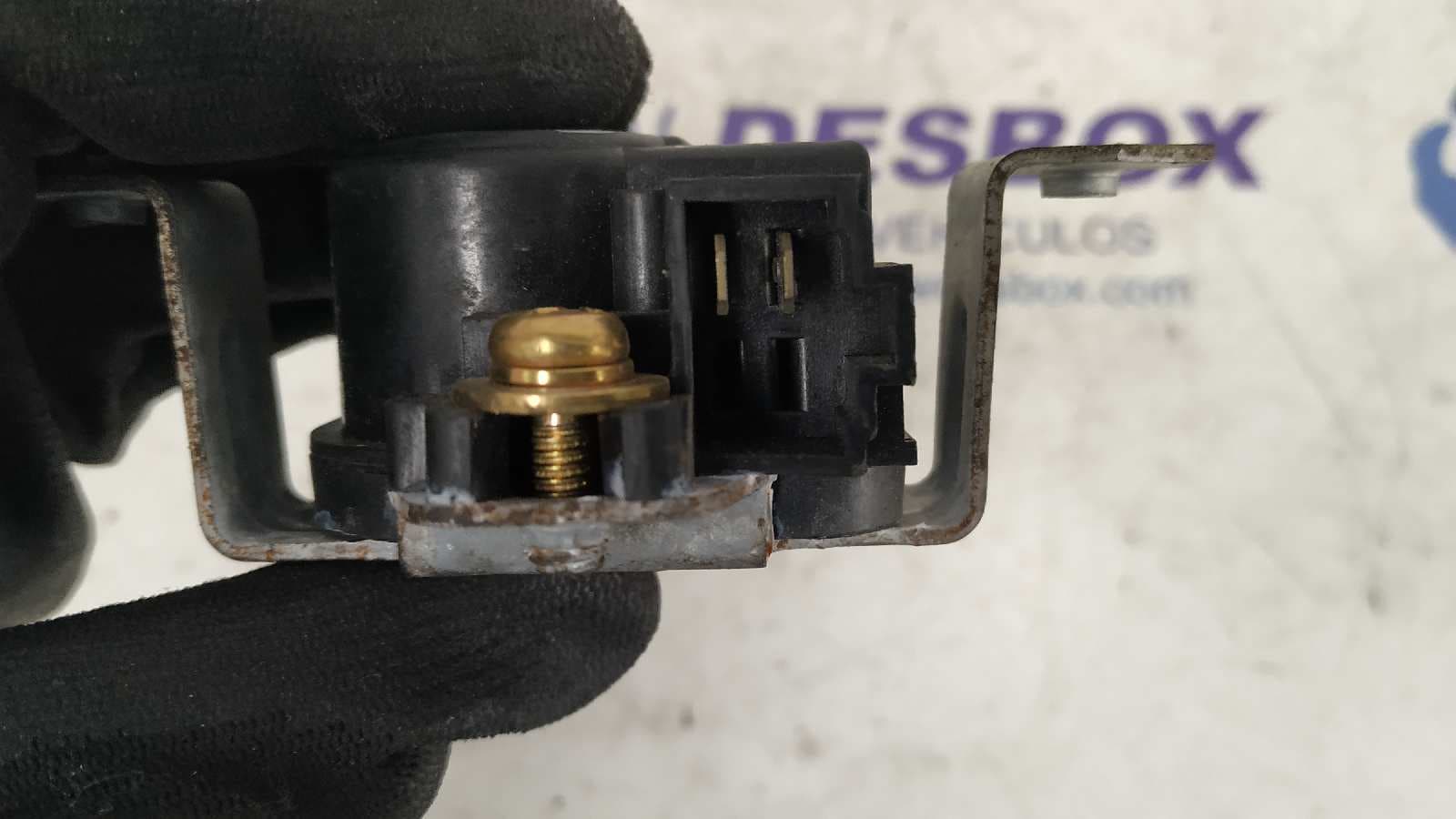 Recambio de CERRADURA PUERTA TRASERA IZQUIERDA para MITSUBISHI SPACE WAGON (N30/N40) 2.0 Turbodiesel referencia OEM IAM MB546739   - GRANATE 2