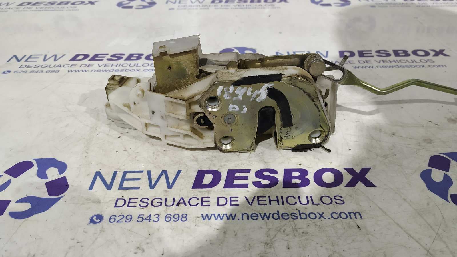 Recambio de CERRADURA PUERTA DELANTERA IZQUIERDA para MITSUBISHI L 200 (K34T) 2.5 Turbodiesel 4D56 referencia OEM IAM    - ROJO 4