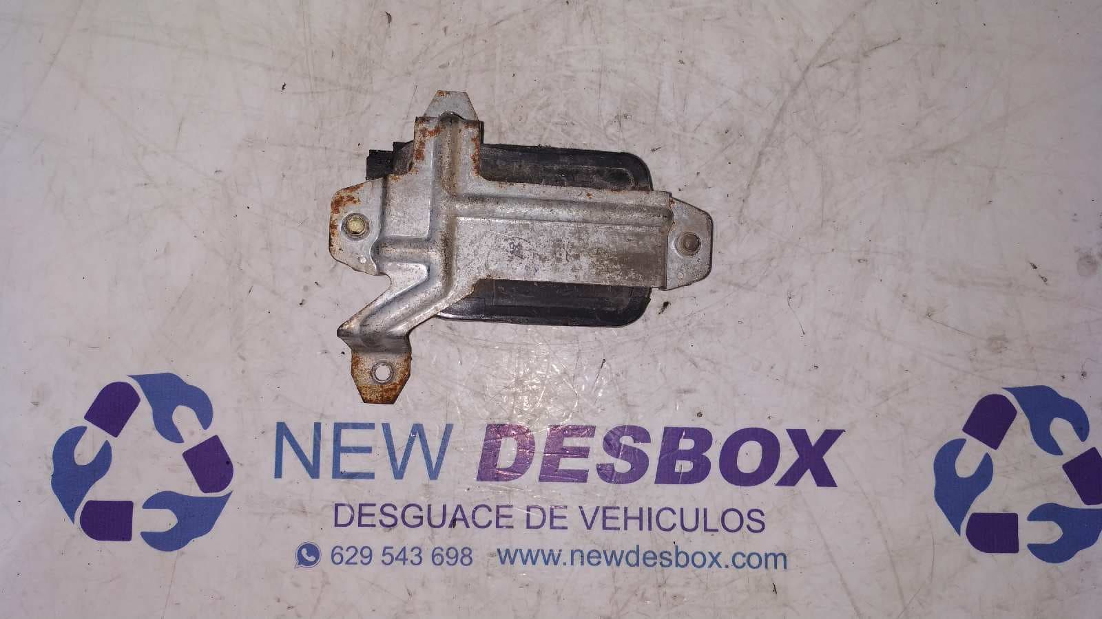Recambio de CERRADURA PUERTA TRASERA DERECHA para MITSUBISHI MONTERO (V20/V40) 2.8 Turbodiesel 4M40 referencia OEM IAM MB669754   - VERDE 7