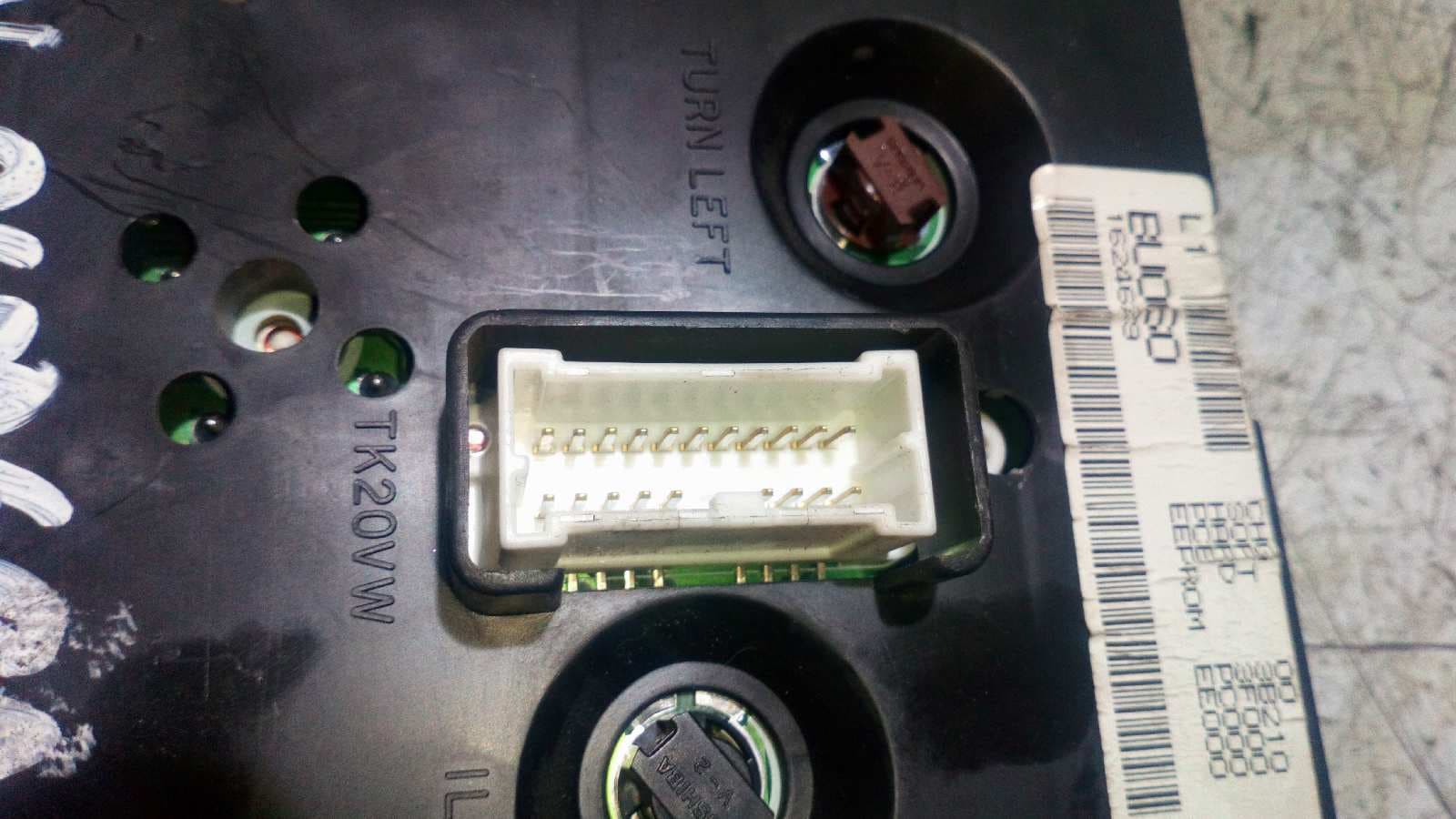 Recambio de CUADRO INSTRUMENTOS para NISSAN ALMERA TINO (V10M) YD22 referencia OEM IAM 1624629 4