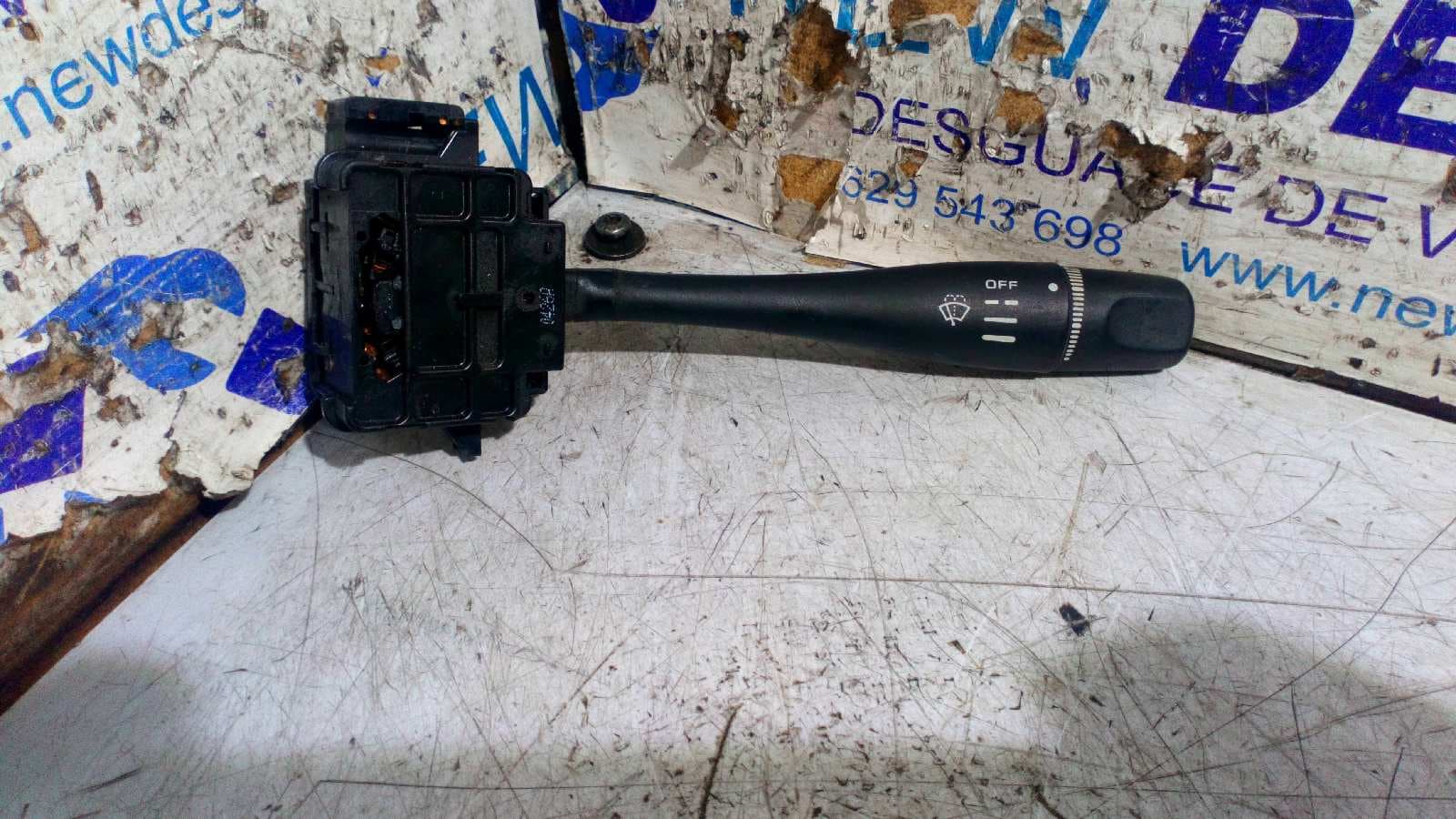 Recambio de MANDO LIMPIA para NISSAN ALMERA (N16/E) Acenta QG18DE referencia OEM IAM    - NEGRO