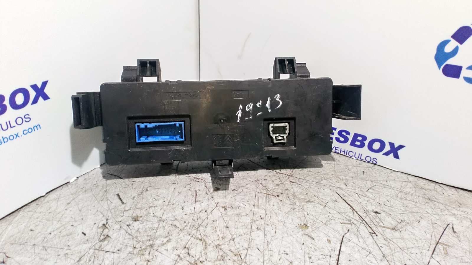 Recambio de MANDO CALEFACCION / AIRE ACONDICIONADO para CITROEN C2 1.4 KFVTU3JP referencia OEM IAM 96377775XT   - PLATA 3