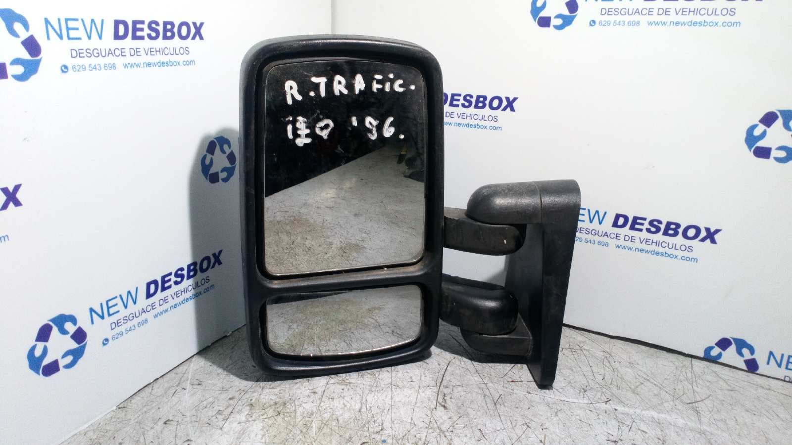 Recambio de RETROVISOR IZQUIERDO para RENAULT TRAFIC (DESDE 5.89) referencia OEM IAM 3012
