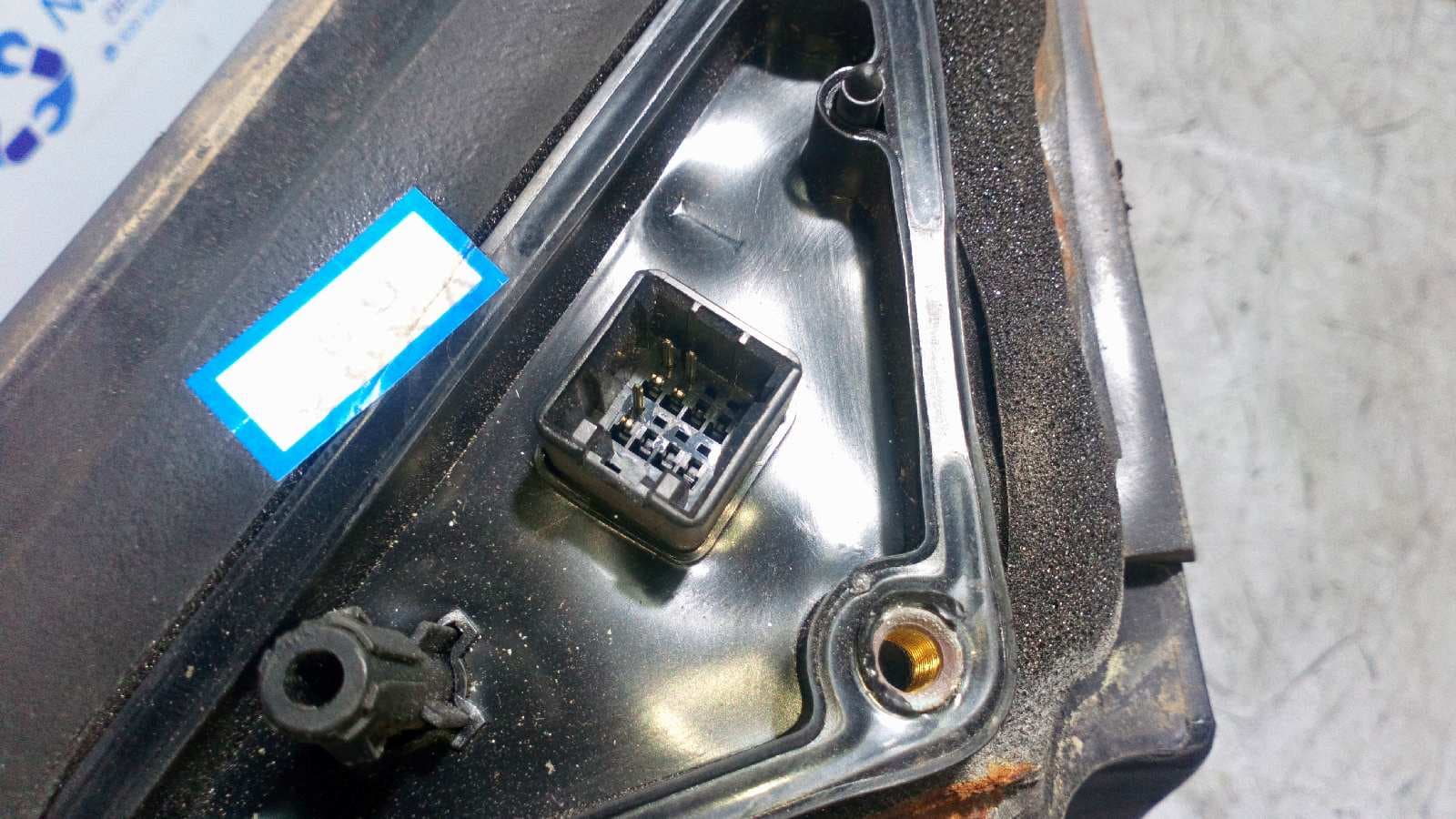 Recambio de RETROVISOR IZQUIERDO para KIA SHUMA II 1.6 CAT S6D        referencia OEM IAM 012151   - GRIS 4