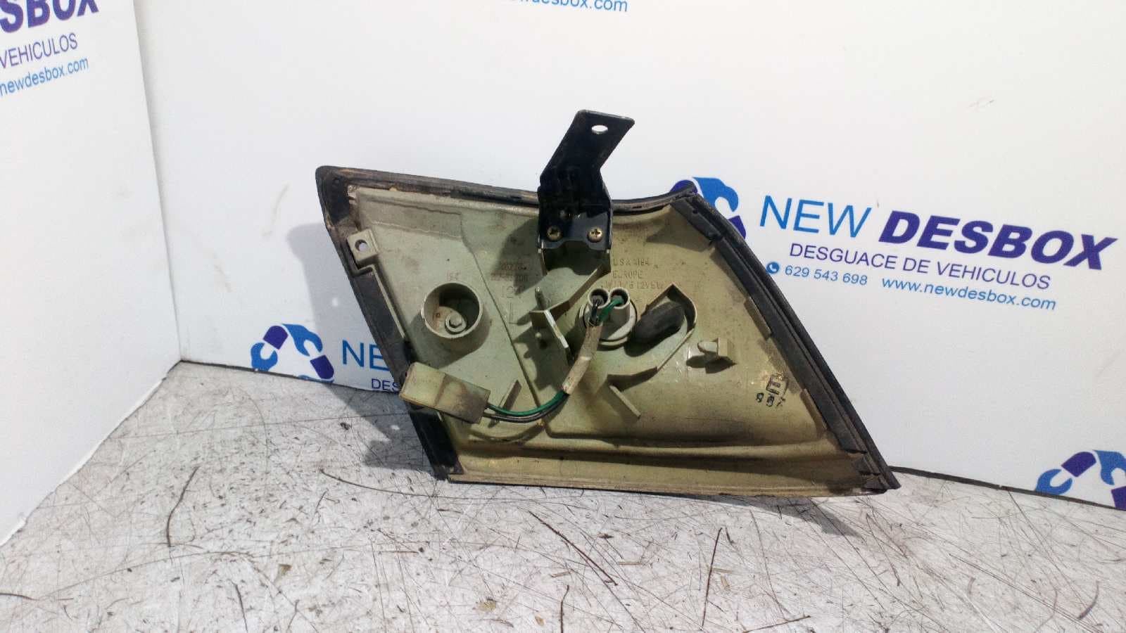 Recambio de PILOTO DELANTERO IZQUIERDO para NISSAN SUNNY BERLINA (N13) referencia OEM IAM 21263209 2