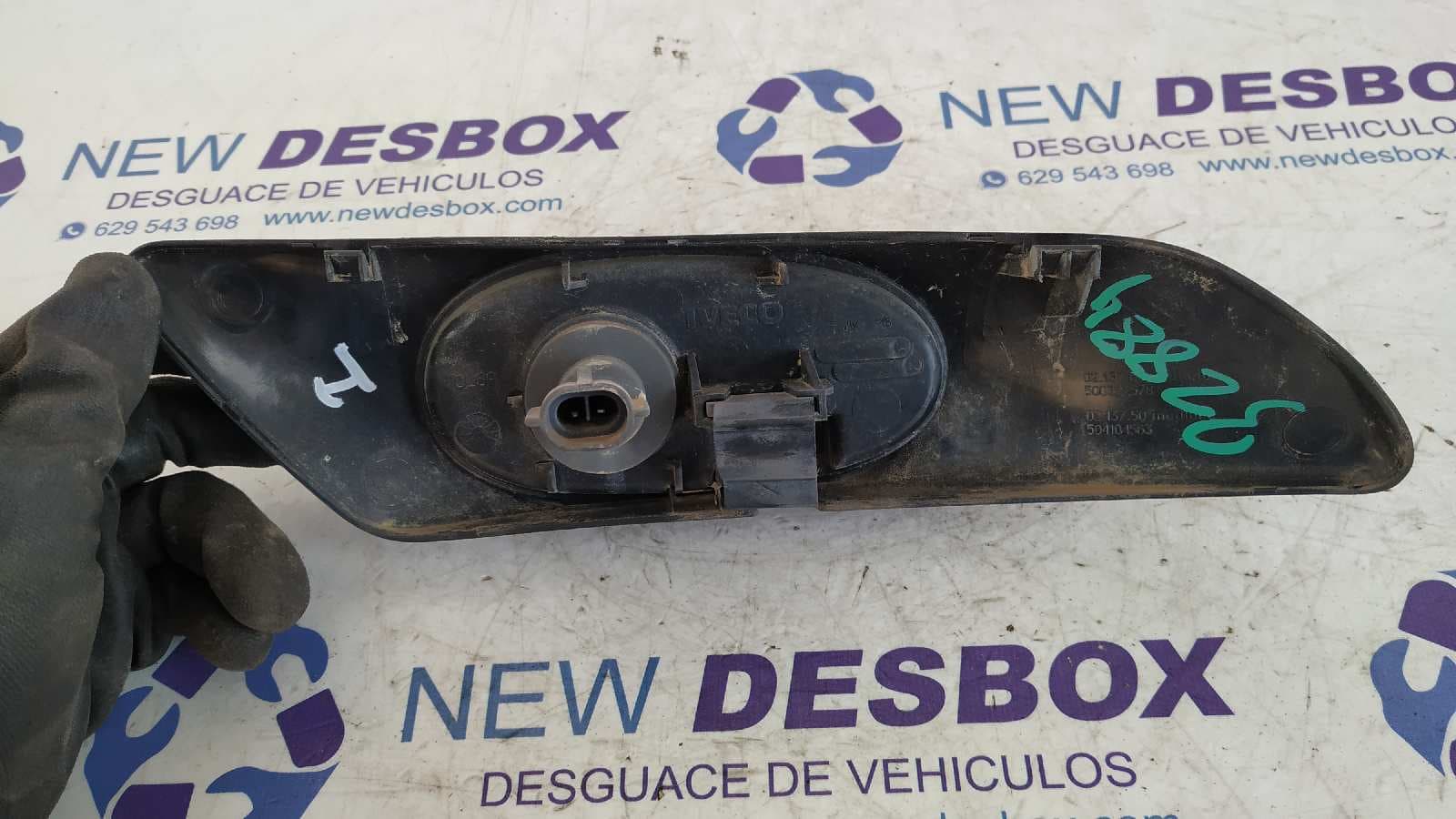 Recambio de PILOTO LATERAL IZQUIERDO para IVECO DAILY CAJA ABIERTA / VOLQUETE 2.3 Diesel CAT F1AE0481A*A referencia OEM IAM 500322578   - BLANCO 3