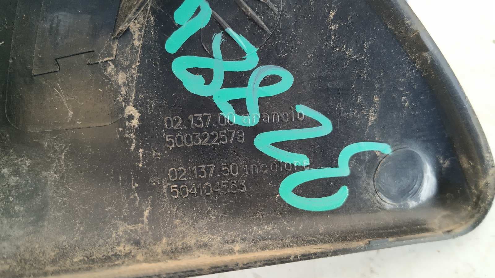 Recambio de PILOTO LATERAL IZQUIERDO para IVECO DAILY CAJA ABIERTA / VOLQUETE 2.3 Diesel CAT F1AE0481A*A referencia OEM IAM 500322578   - BLANCO 4