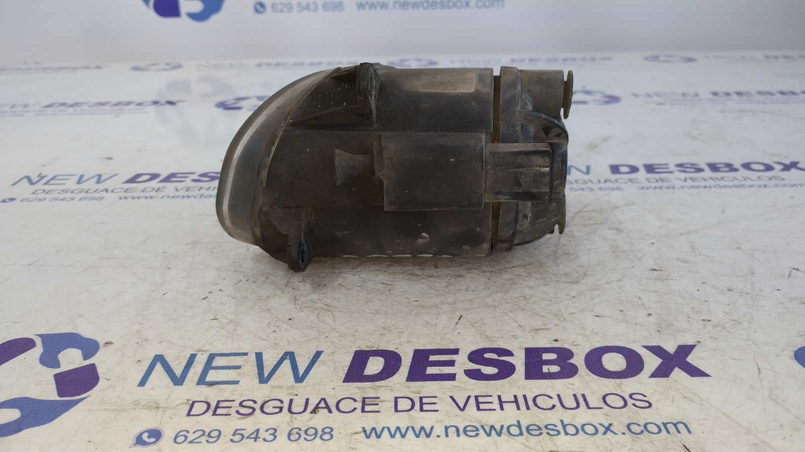 Recambio de FARO ANTINIEBLA IZQUIERDO para AUDI ALLROAD QUATTRO (4B5) 2.5 V6 24V TDI AKE referencia OEM IAM 4Z7941699   - VERDE 3