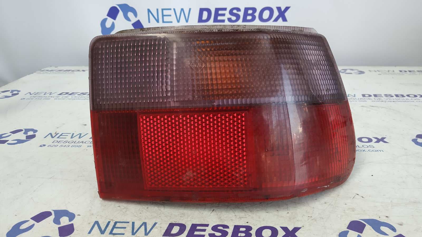 Recambio de PILOTO TRASERO DERECHO para OPEL ASTRA F BERLINA * Z18XE referencia OEM IAM 394448