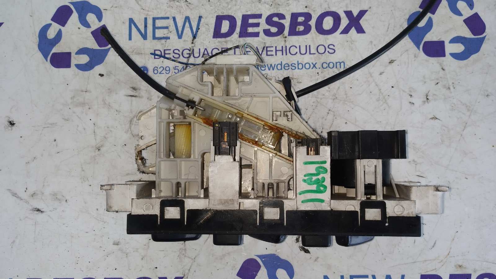Recambio de MANDO CALEFACCION / AIRE ACONDICIONADO para NISSAN PATROL GR (Y61) 2.8 Turbodiesel CAT RD28T referencia OEM IAM    - GRIS 3