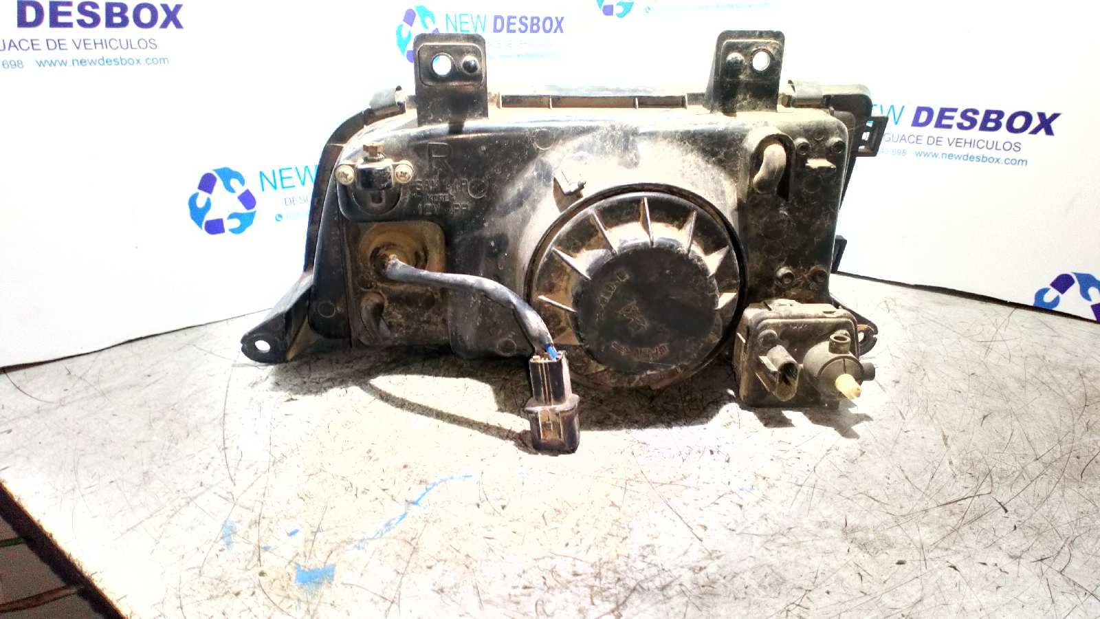 Recambio de FARO DERECHO para KIA SPORTAGE 2.0 referencia OEM IAM 0K01L51020 3